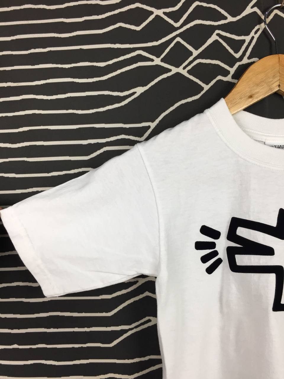 Keith Haring Vtg Keith Haring Pop Shop Barking Dog Made In Usa Tee Size US XXS / EU 40 - 4 Thumbnail
