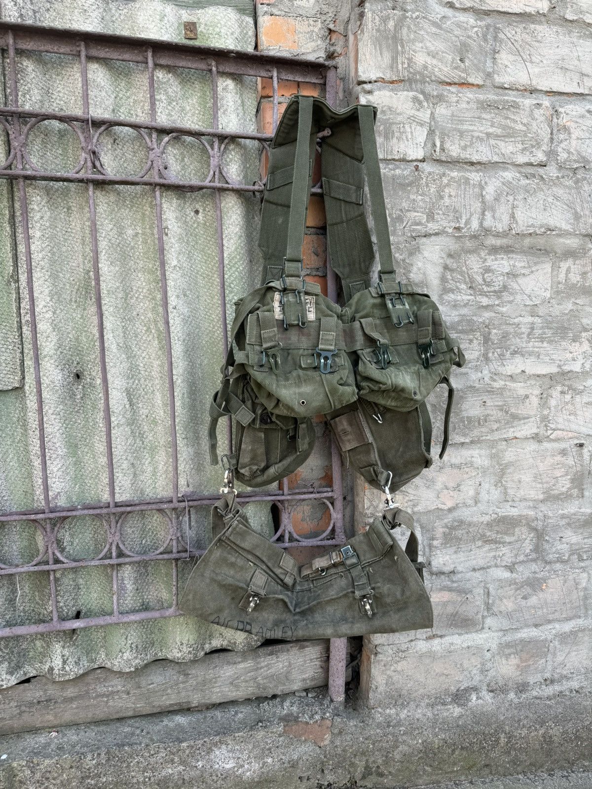 Vintage ≈1960s Army Load Carrying Equipment Military Vest