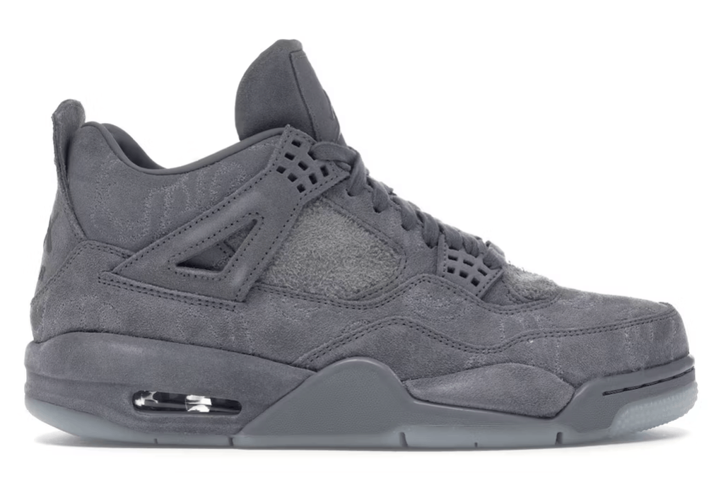 Jordan Brand JORDAN 4 RETRO KAWS Size US 11 / EU 44 - 1 Thumbnail