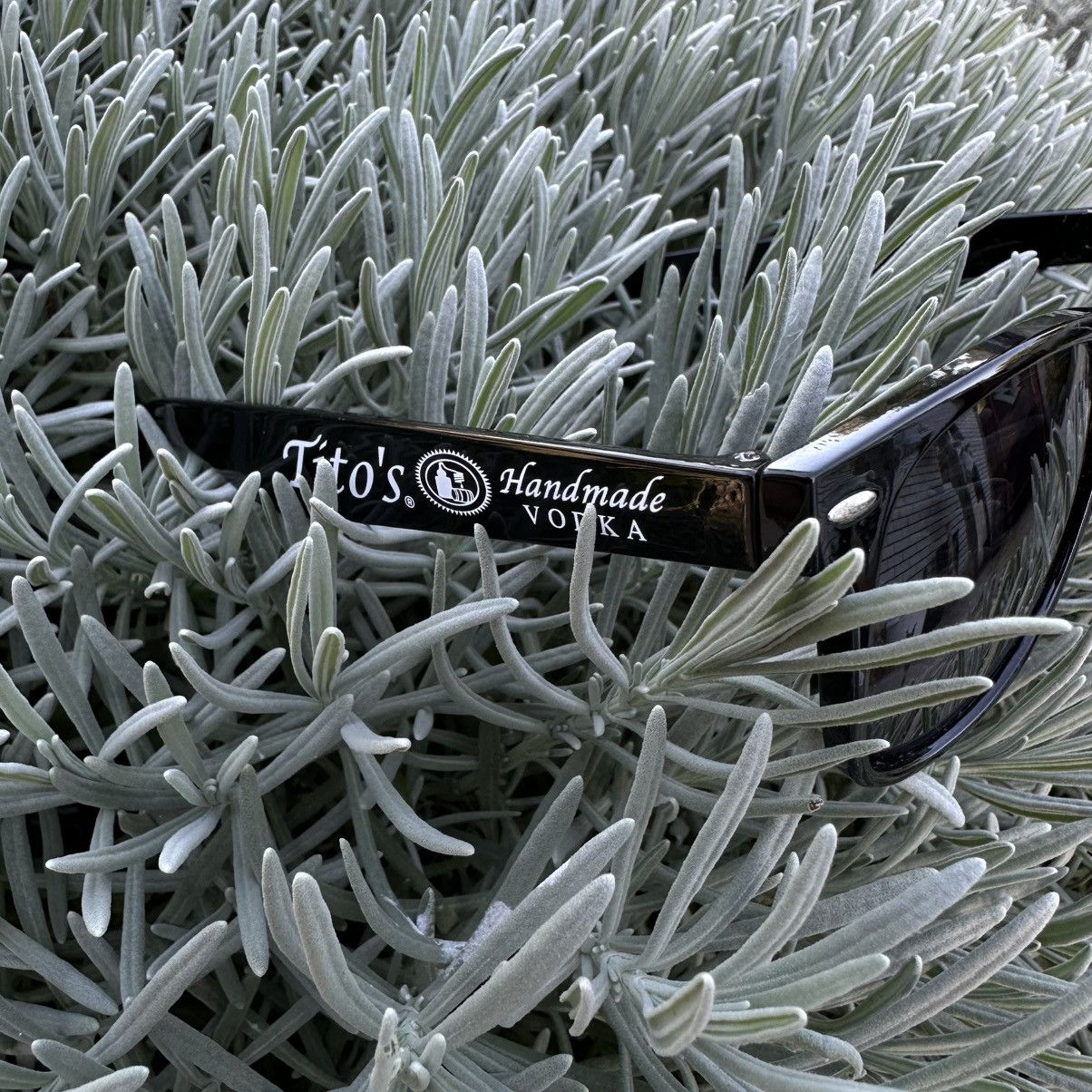 Grailed Vintage Japanese Style Tito’s Vodka Sunglasses Black Trend Size ONE SIZE - 10 Thumbnail