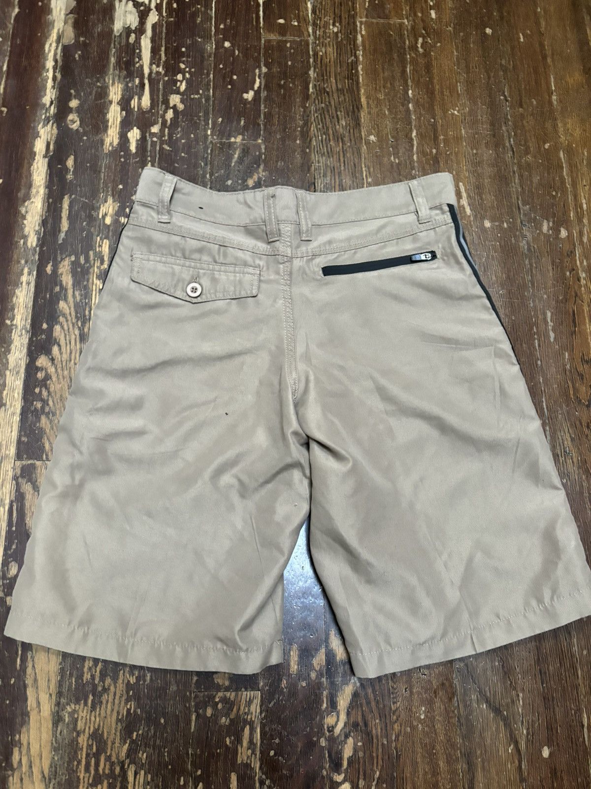 Burnside ‘BURNSIDE SHORTS’ Shorts Size 14-16 Size US 26 / EU 42 - 2 Thumbnail
