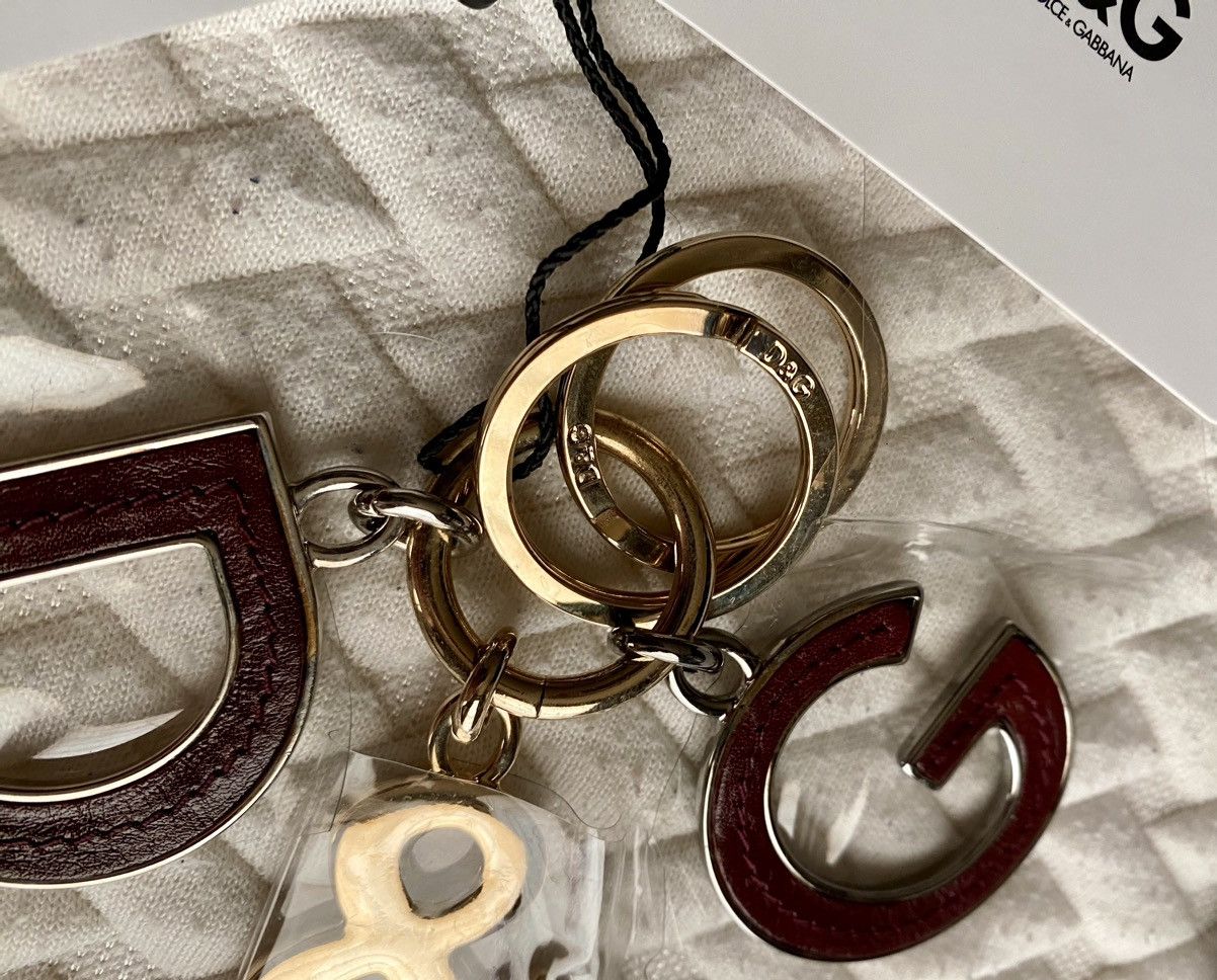 Dolce & Gabbana Dolce & Gabbana 🇮🇹 Metal/Oxblood Calf Palladium Bag Charm Size ONE SIZE - 8 Thumbnail