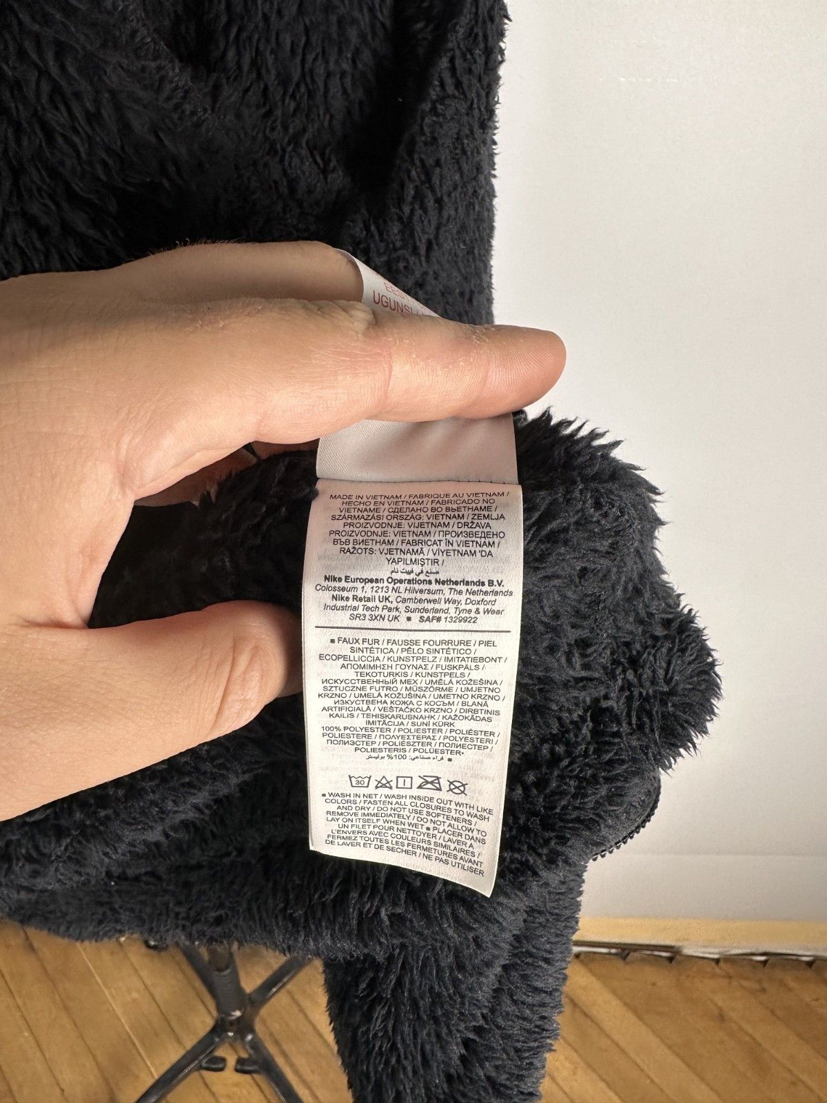 Nike Nike Deep Fleece Sherpa Jacket Long Black Girls L Womens S Size S / US 4 / IT 40 - 12 Thumbnail