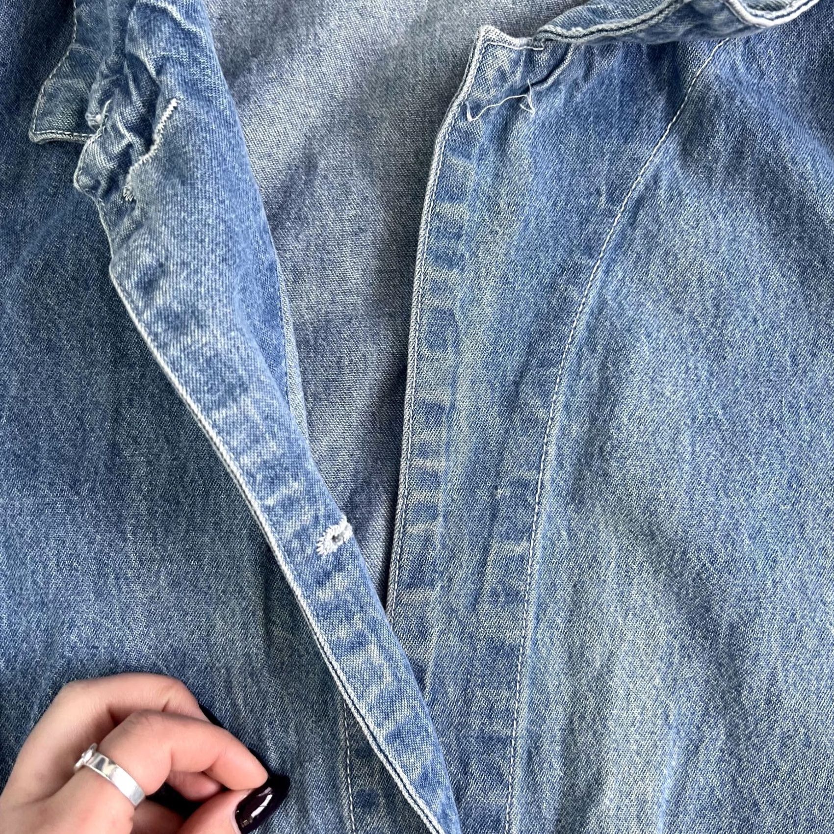 Tudor VINTAGE Tudor Court Jacket Womens Large Blue Denim Floral Embroidered Choir Coat Size L / US 10 / IT 46 - 4 Thumbnail