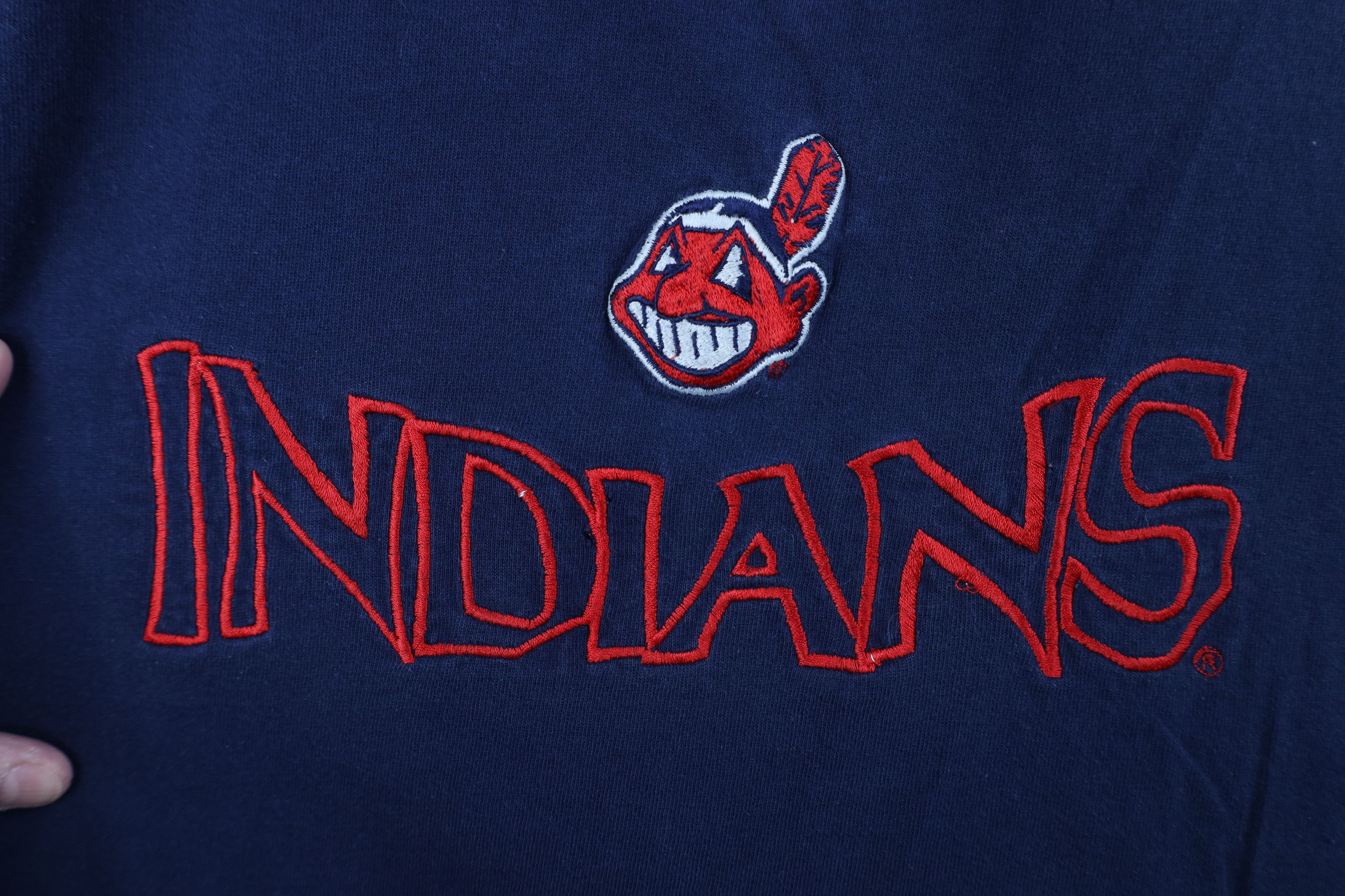 Vintage Vintage 90s Chief Wahoo Cleveland Indians Baseball T-Shirt Size US L / EU 52-54 / 3 - 4 Thumbnail