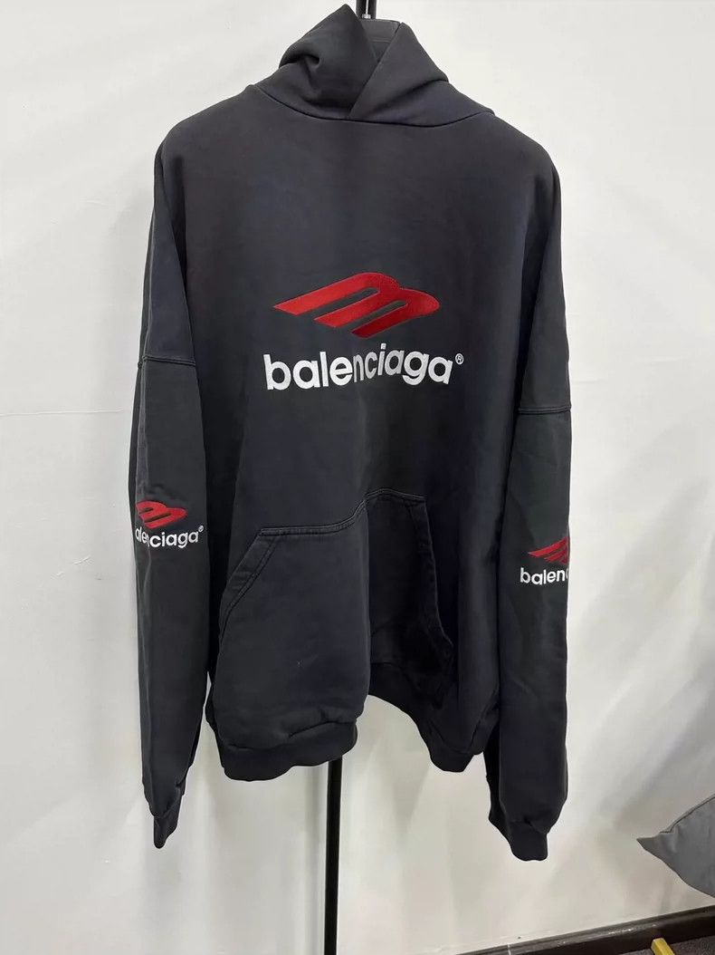 Balenciaga Balenciaga Black and Red 3 Bsports Worn Hoodie Size US XL / EU 56 / 4 - 1 Thumbnail