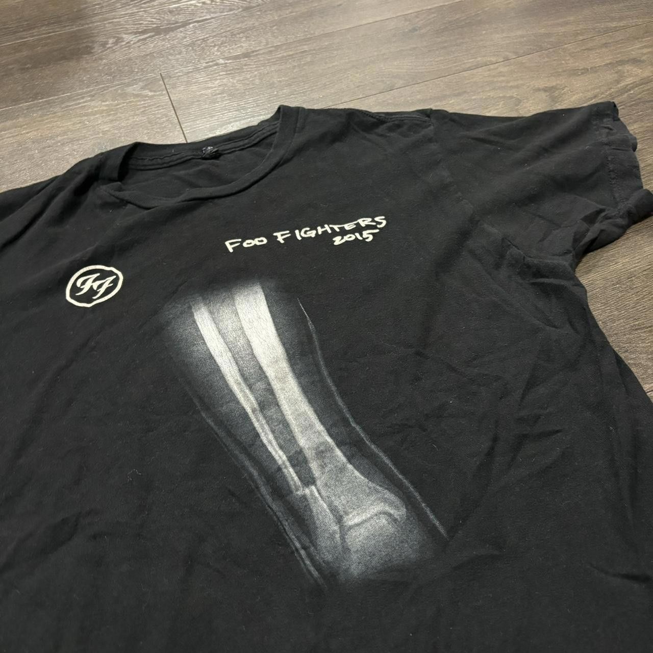 Designer Foo Fighters Dave Grohl Broken Leg T Shirt 2015 M Size US M / EU 48-50 / 2 - 1 Thumbnail