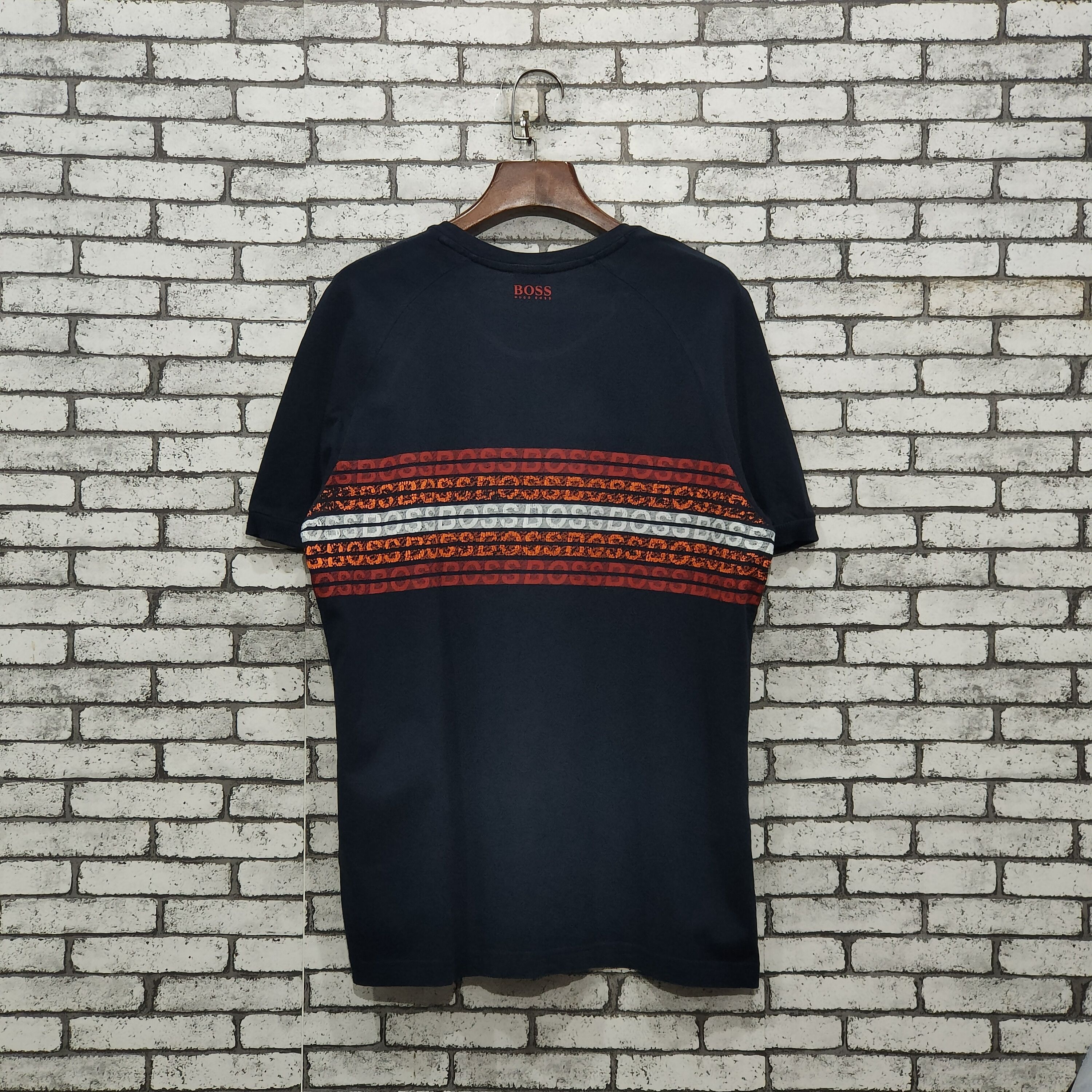 Hugo Boss 🔥BOSS Hugo Boss t-shirt Size US M / EU 48-50 / 2 - 4 Thumbnail