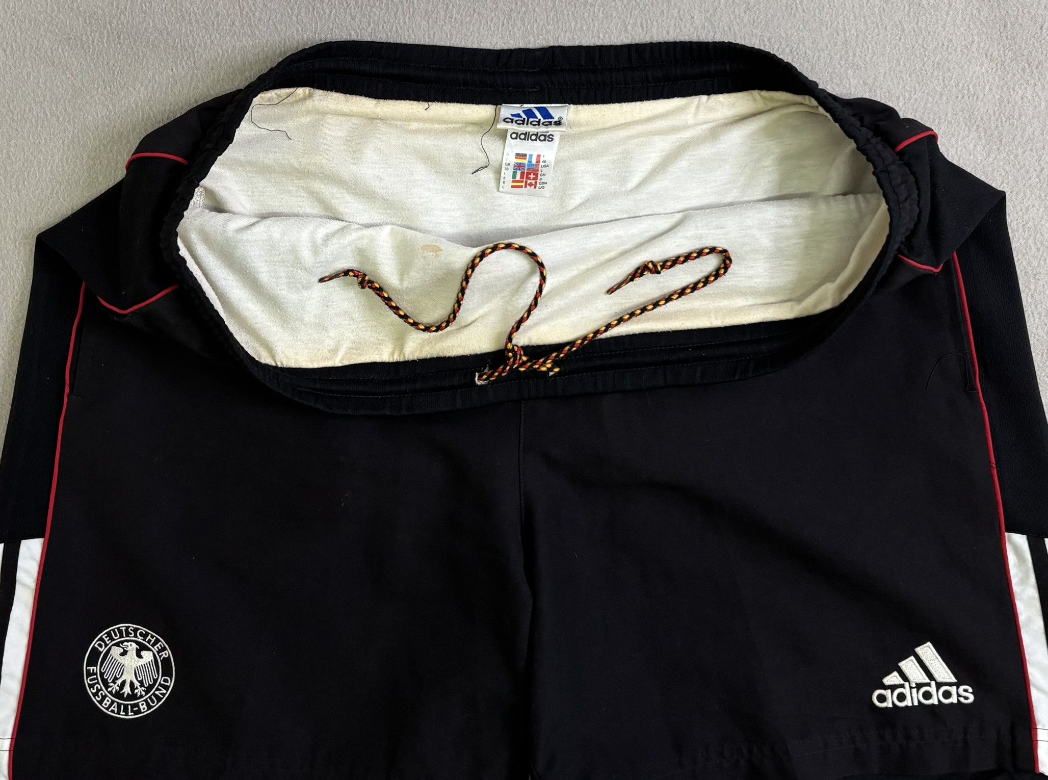 Adidas Germany 1998 Adidas Football Shorts Size XL Size US 39 - 16 Thumbnail