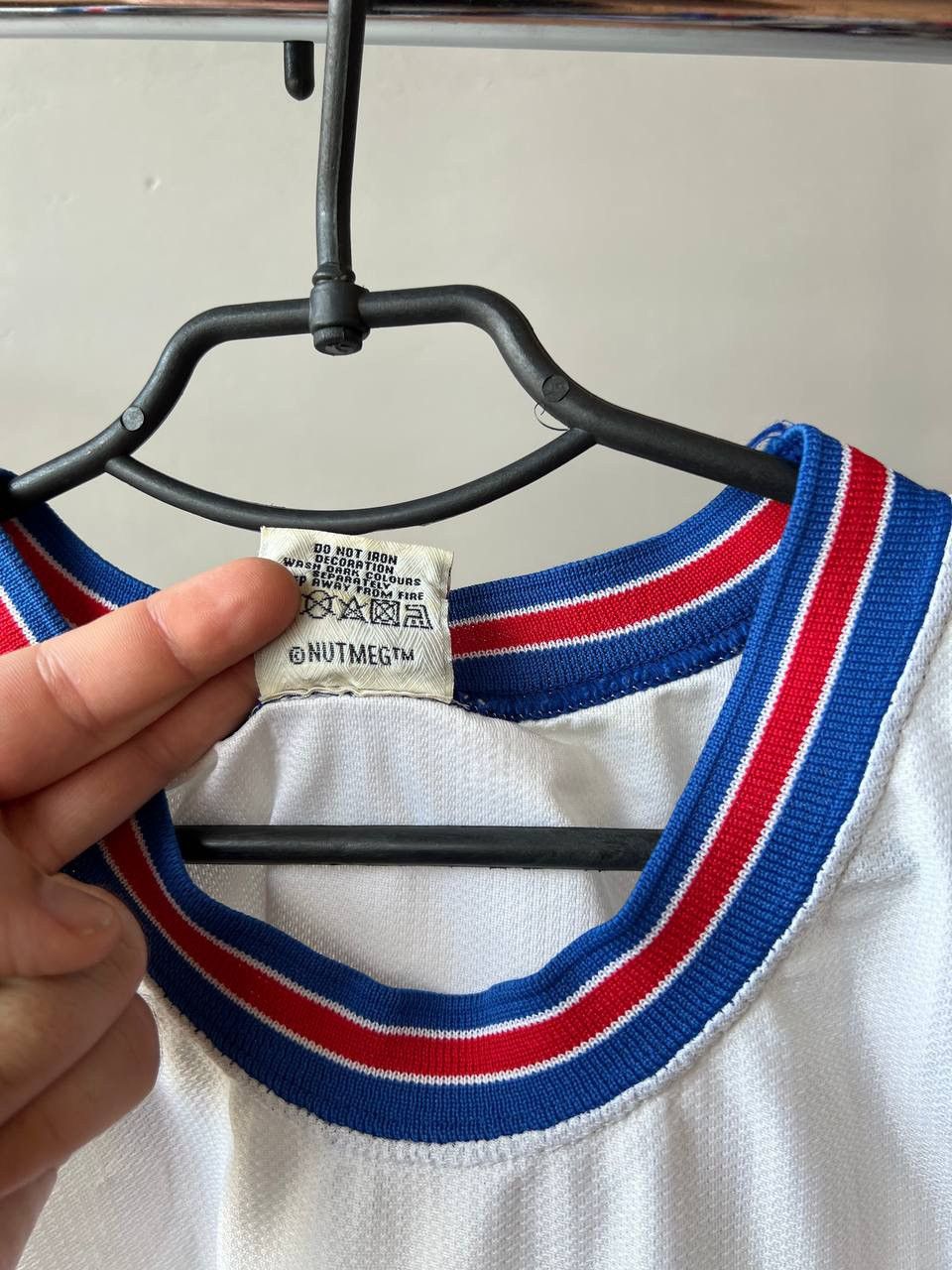 Warner Bros 1996 TUNE SQUAD #1 BUGS BUNNY NUTMEG MILL SPACE JAM JERSEY M Size US M / EU 48-50 / 2 - 6 Thumbnail