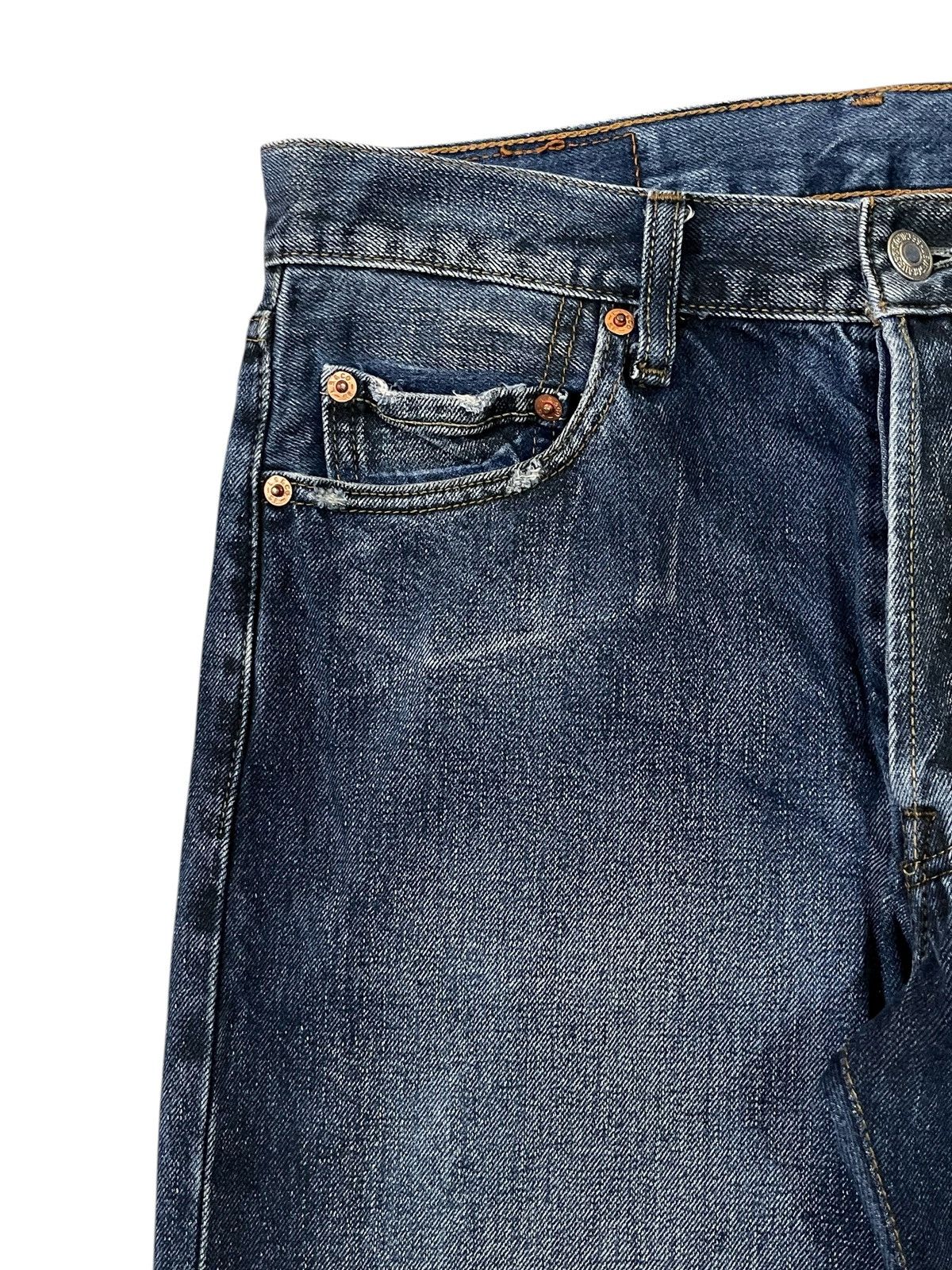 Levi's Vintage 2000's Levi's 501 Button Fly C182 Jeans Denim Size US 30 / EU 46 - 5 Thumbnail