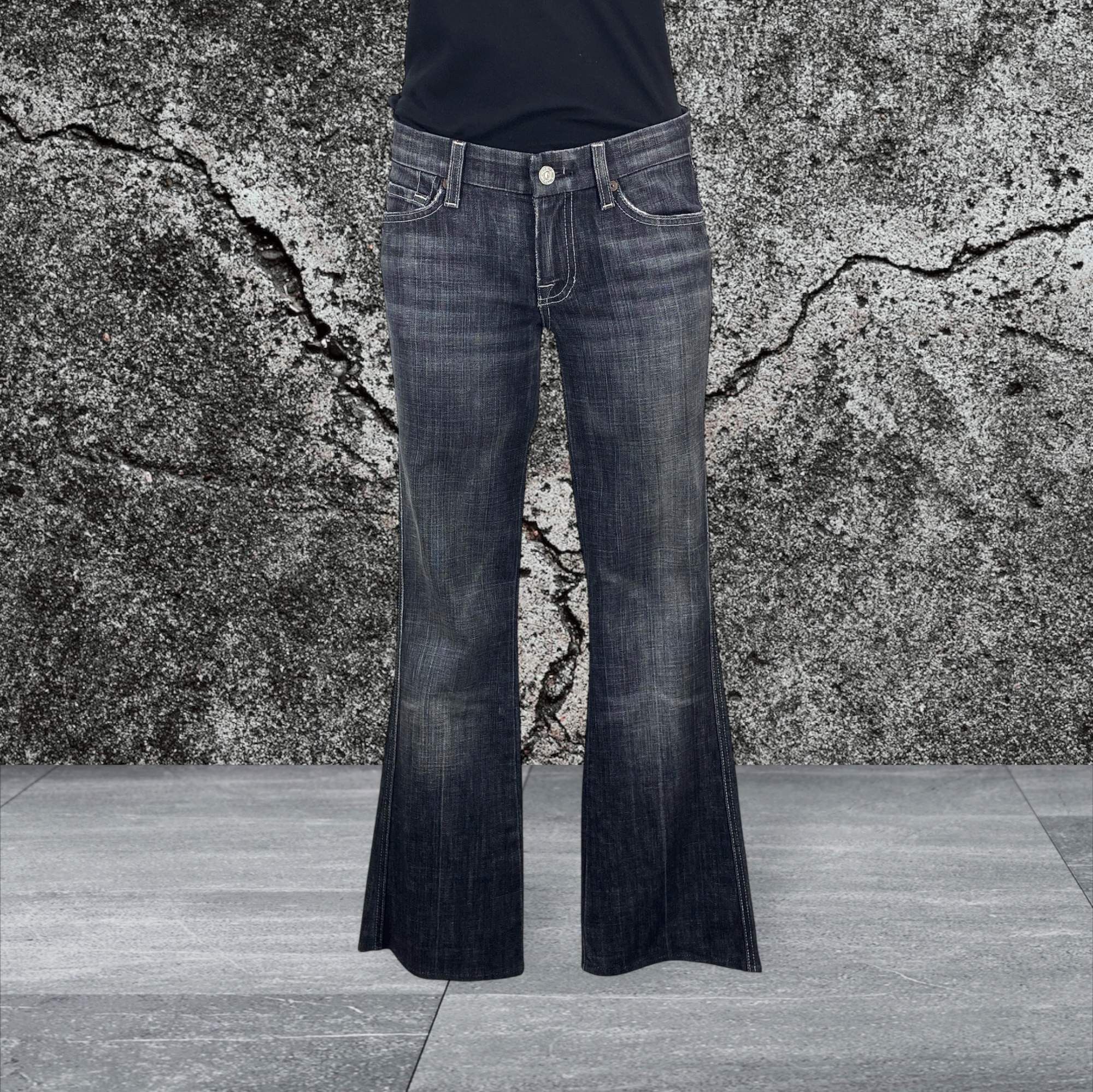 7 For All Mankind × Japanese Brand 7 for all mankind Flare Jeans Size 25" / US 0 / IT 36 - 2 Thumbnail
