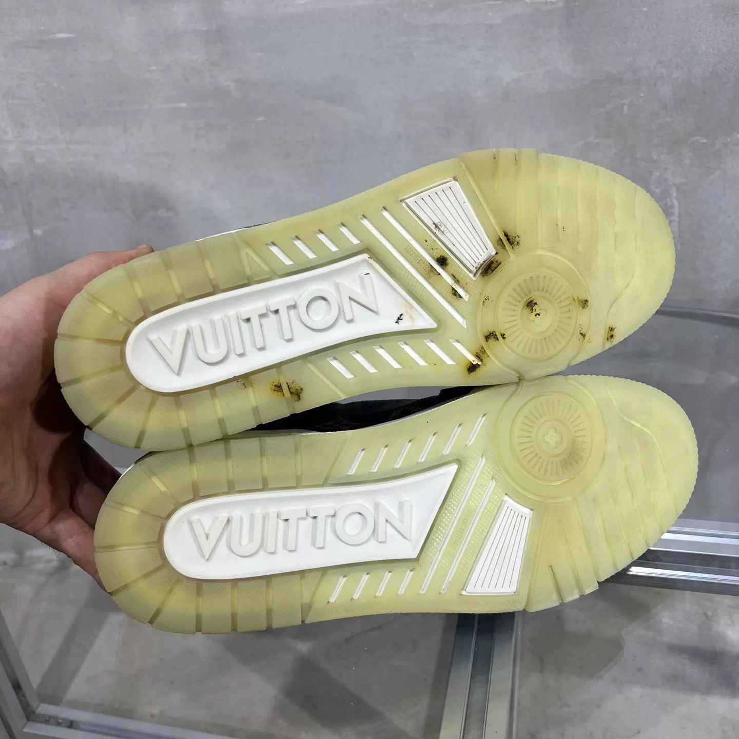 Louis Vuitton LV Trainer China Exclusive Blue Denim UK8.5/42.5 Size US 9.5 / EU 42-43 - 7 Thumbnail