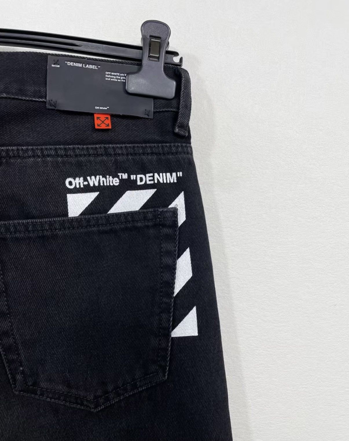 Off-White OFF-WHITE 100% Cotton Washed Jeans J30 Size US 30 / EU 46 - 7 Thumbnail