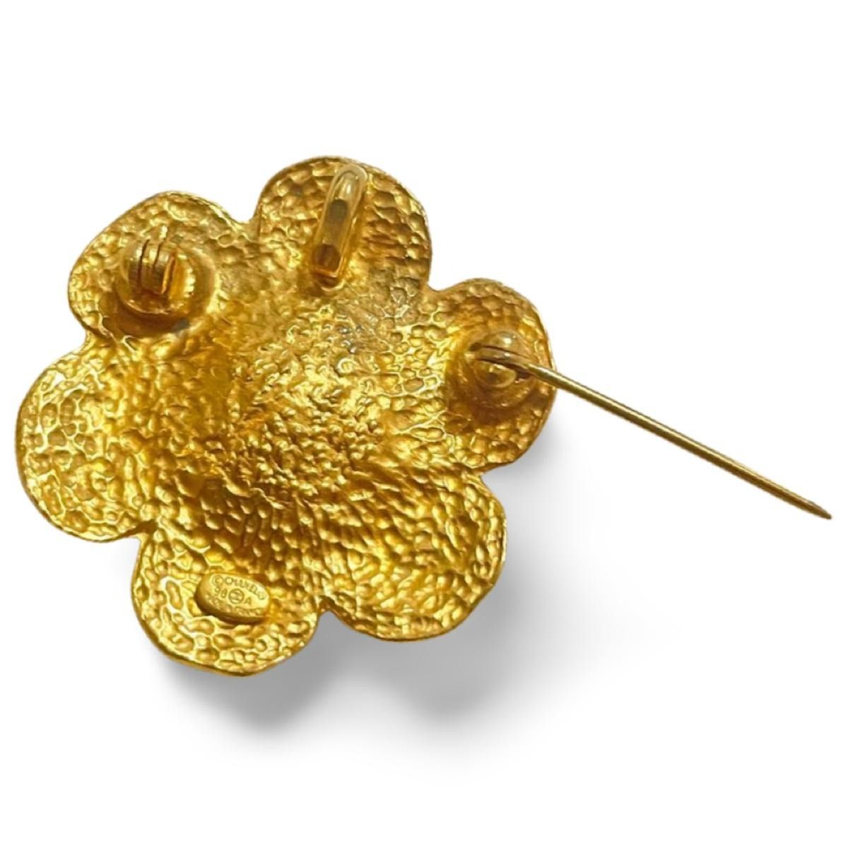 Chanel Vintage CHANEL golden matelasse camellia/rose flower brooch Size ONE SIZE - 4 Thumbnail
