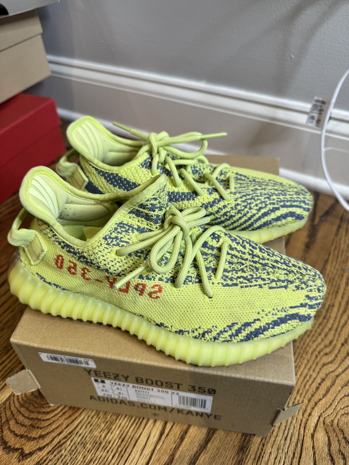 Adidas Yeezy Boost 350 V2 Semi Frozen Yellow Size US 5 / EU 37 - 1 Thumbnail
