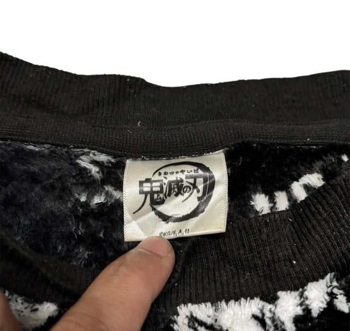 Anime Kyojuro Rengoku Demon Slayer Fur Crewneck Size US M / EU 48-50 / 2 - 3 Thumbnail