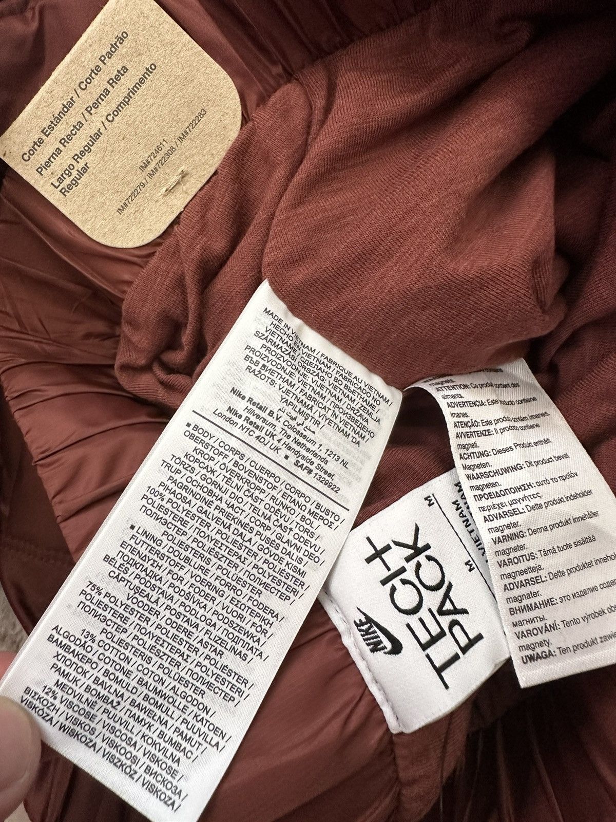 Nike Nike nylon tech pack pants pockets size M rare brown Size US 32 / EU 48 - 8 Thumbnail