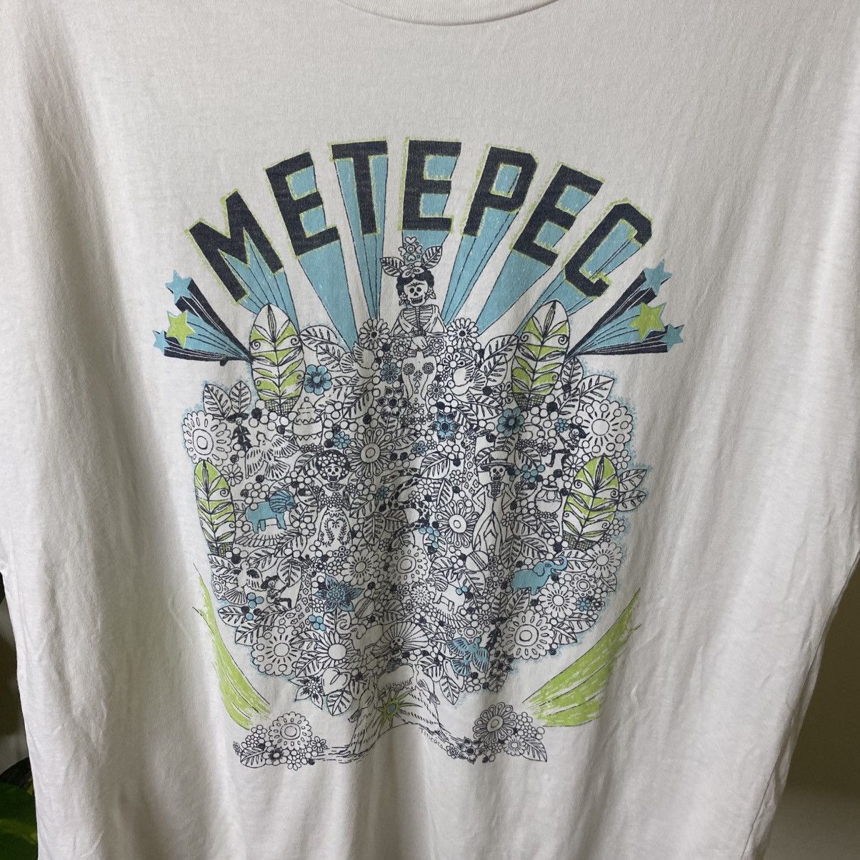 Japanese Brand Titicaca Metepec White T Shirt Size US XL / EU 56 / 4 - 2 Thumbnail