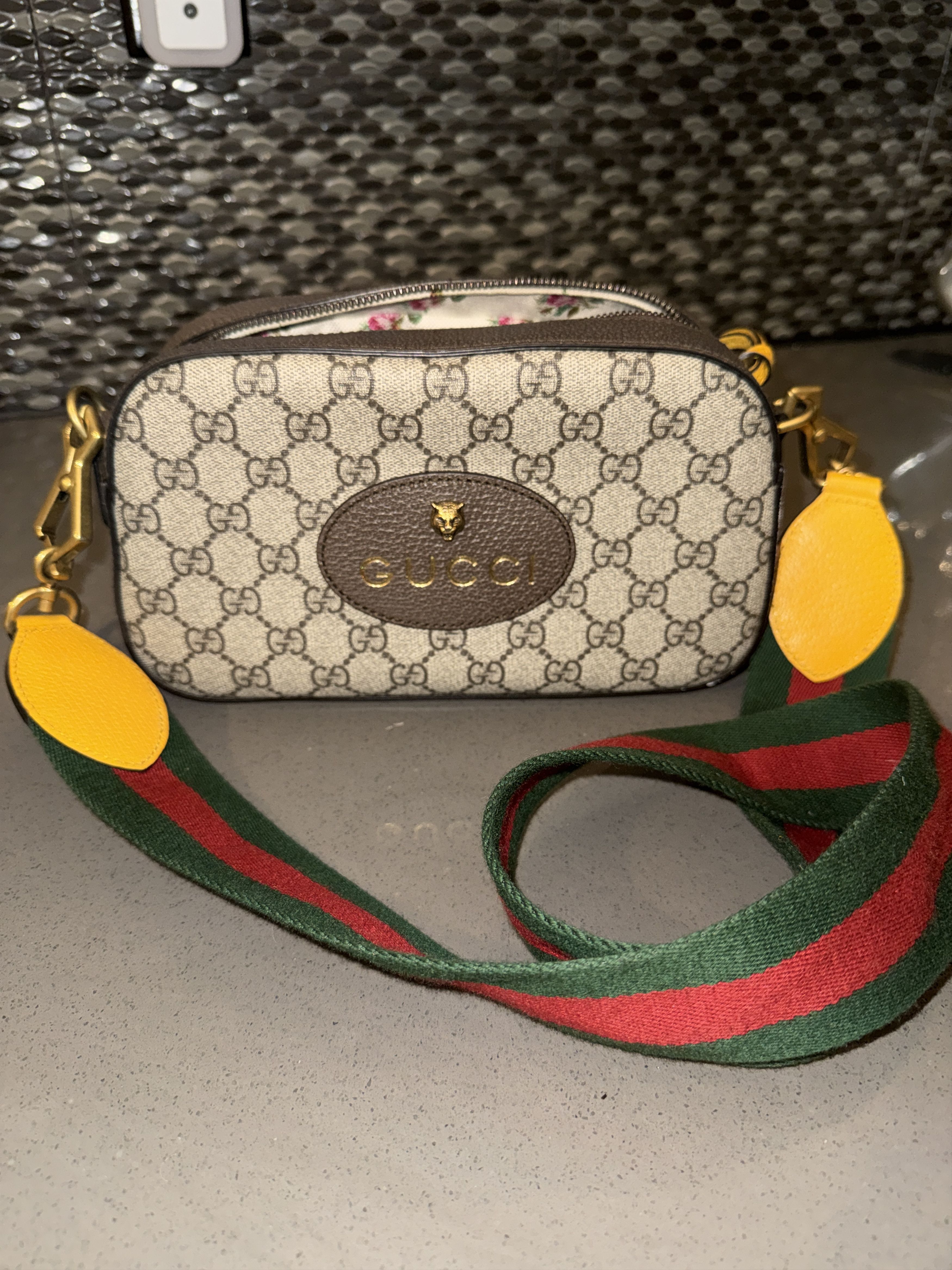 Gucci Neo Vintage GG Supreme messenger bag Size ONE SIZE - 1 Thumbnail