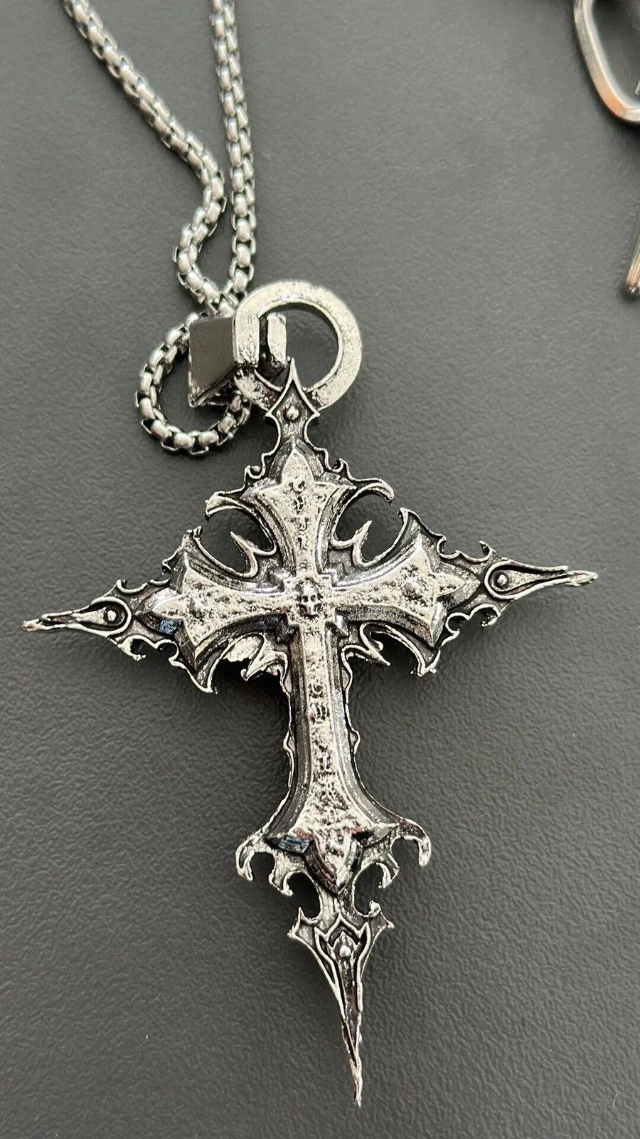 Vintage Cross Pendant Good Friday Necklace Size ONE SIZE - 4 Thumbnail