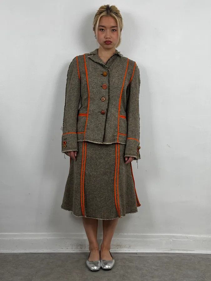 Moschino Moschino Beige Wool & Contrast Orange Trim Skirt & Blazer Set Size M / US 6-8 / IT 42-44 - 1 Thumbnail
