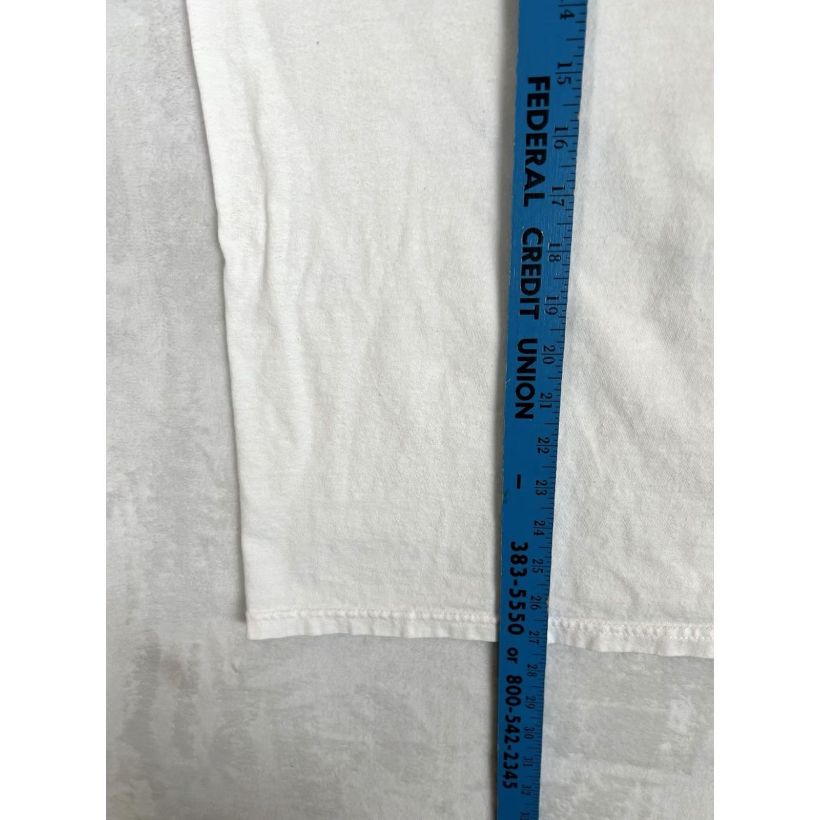 Gildan VINTAGE Wendover USA Racing Bonneville Speedweek T-Shirt XL White Gildan Men Short Sleeve Crew Neck 2009 Y2K Cars 90s Classic Size US XL / EU 56 / 4 - 6 Thumbnail