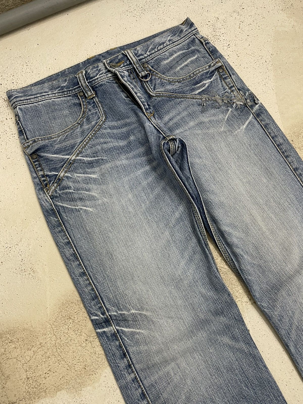 HIDEAWAYS × Nicole Club Hideaways Nicole Light Wash Whisker Y2K Design Size US 30 / EU 46 - 3 Thumbnail