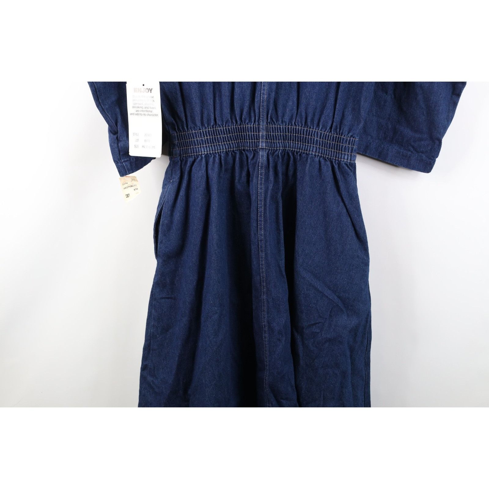 80s denim dress Vintage Dress, 80s Acid Washed Denim Dress, pieces are juxtapositioned and nuanced to be beautiful Found this 80s (?) denim