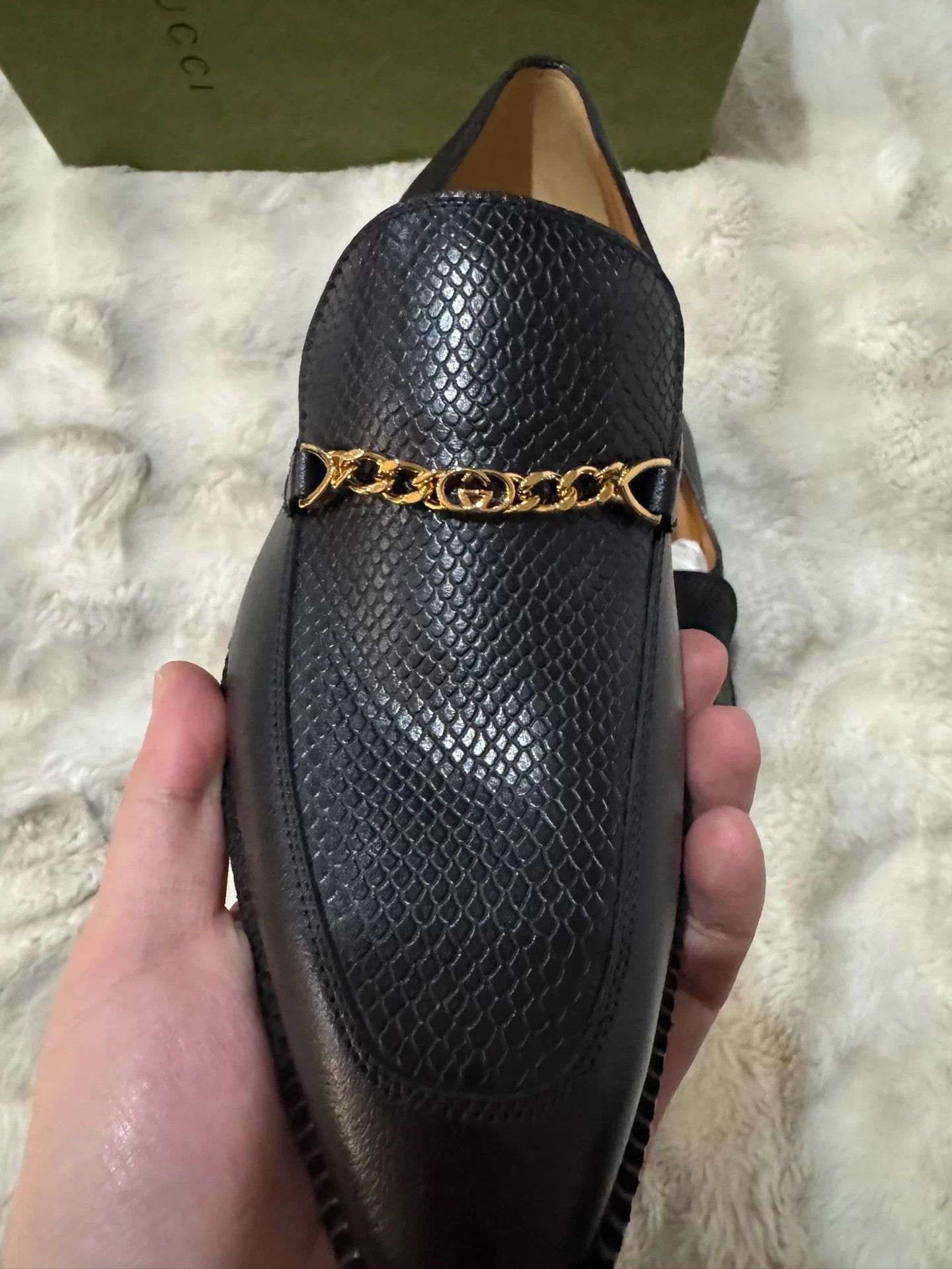Gucci Gucci Embossed Chain Leather Loafer UK5 New Size US 7.5 / IT 37.5 - 7 Thumbnail