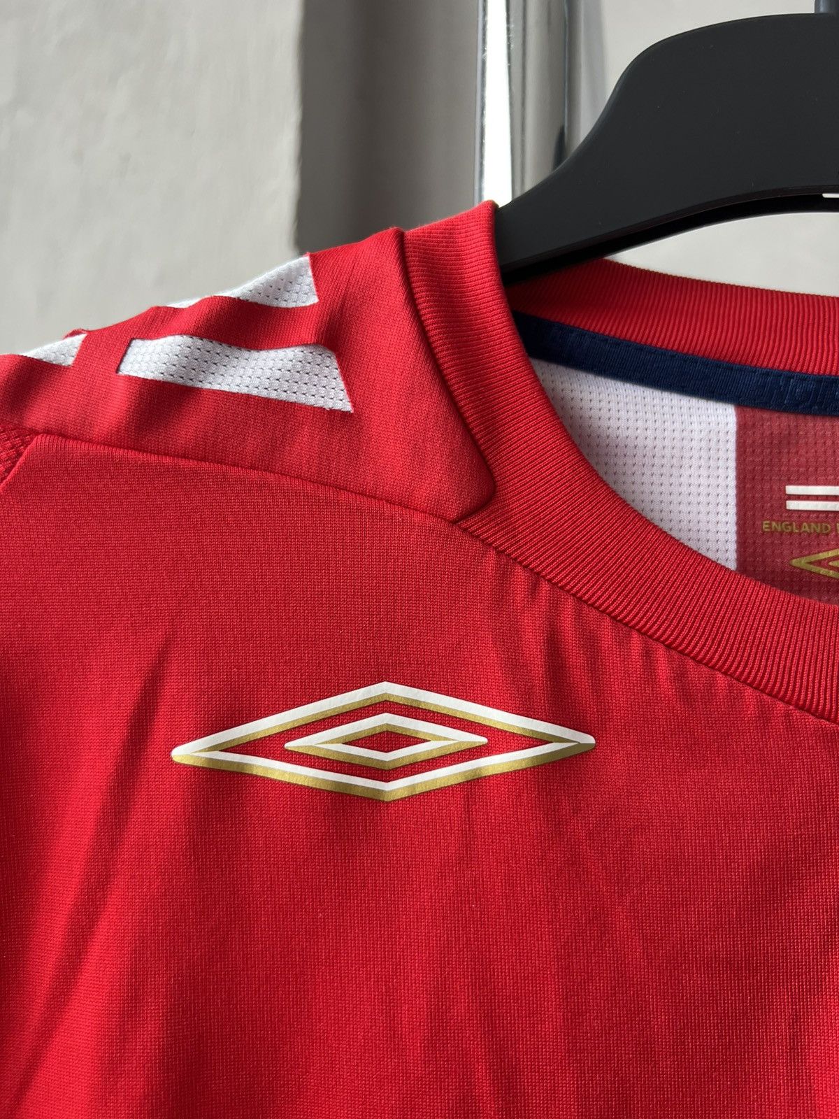Umbro 2004/06 ENGLAND TEAM AWAY SOCCER JERSEY FOOTBALL SHIRT SZ L Size US L / EU 52-54 / 3 - 7 Thumbnail