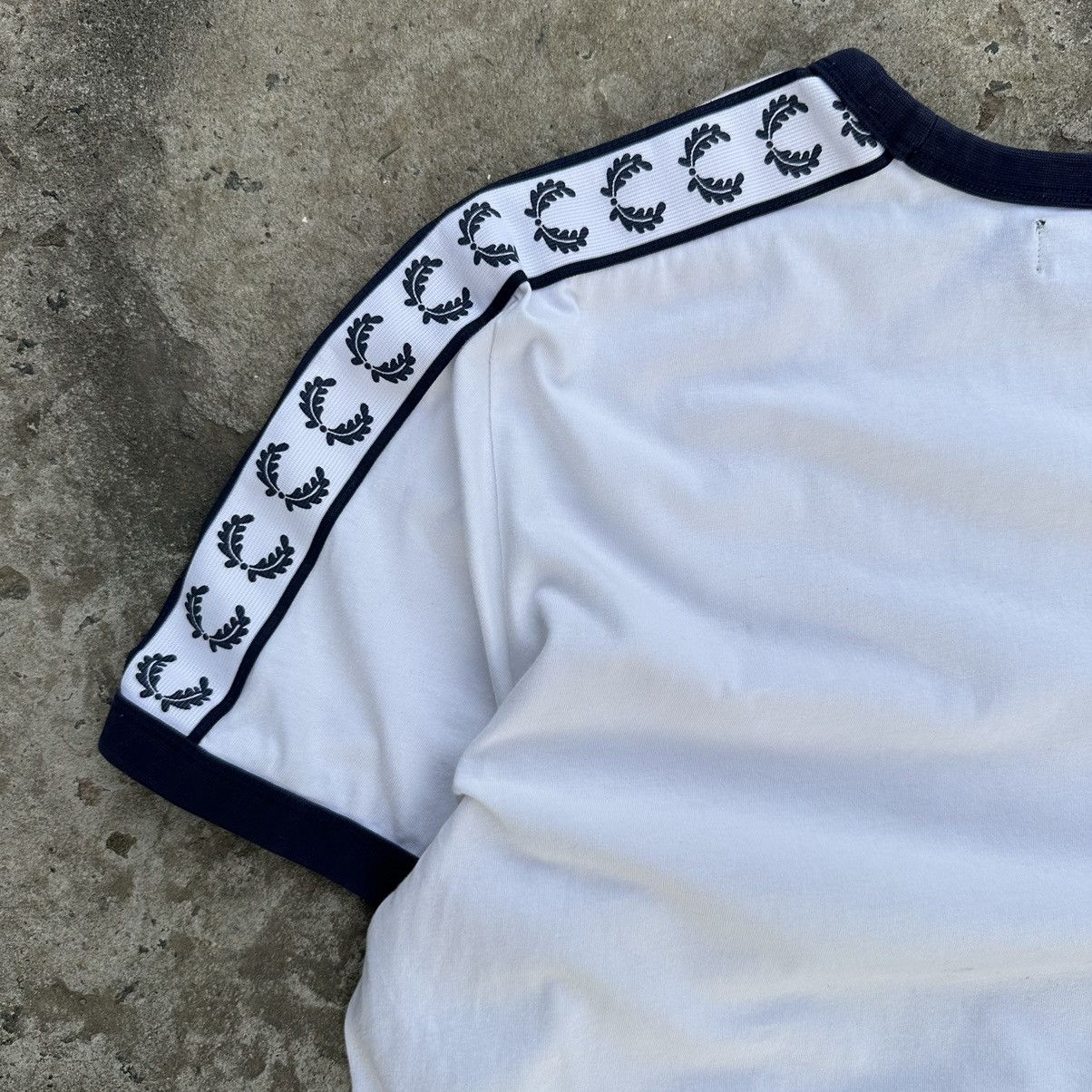 Fred Perry Vintage Fred Perry T-shirts Lam-pas Y2K Multi logo 00s Size US M / EU 48-50 / 2 - 10 Thumbnail