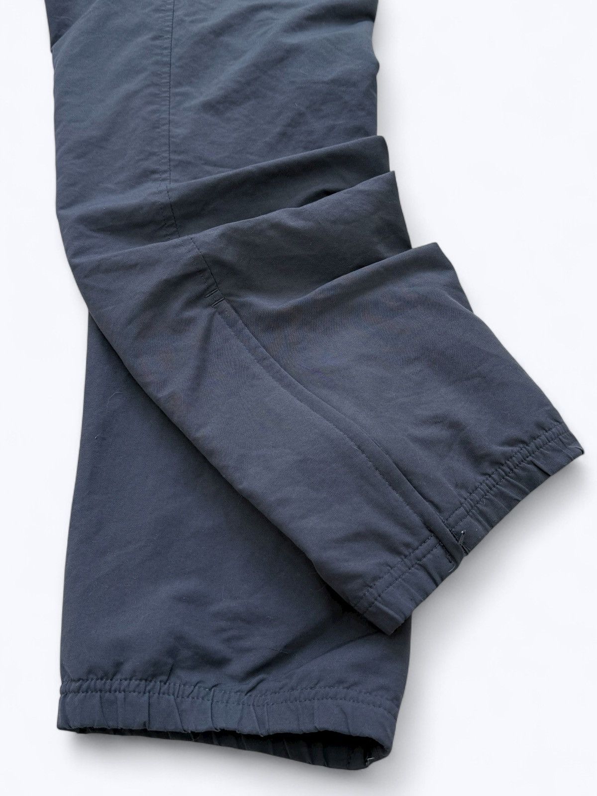 Nike Vintage 00s Nike Nylon Track Pants Size US 36 / EU 52 - 4 Thumbnail