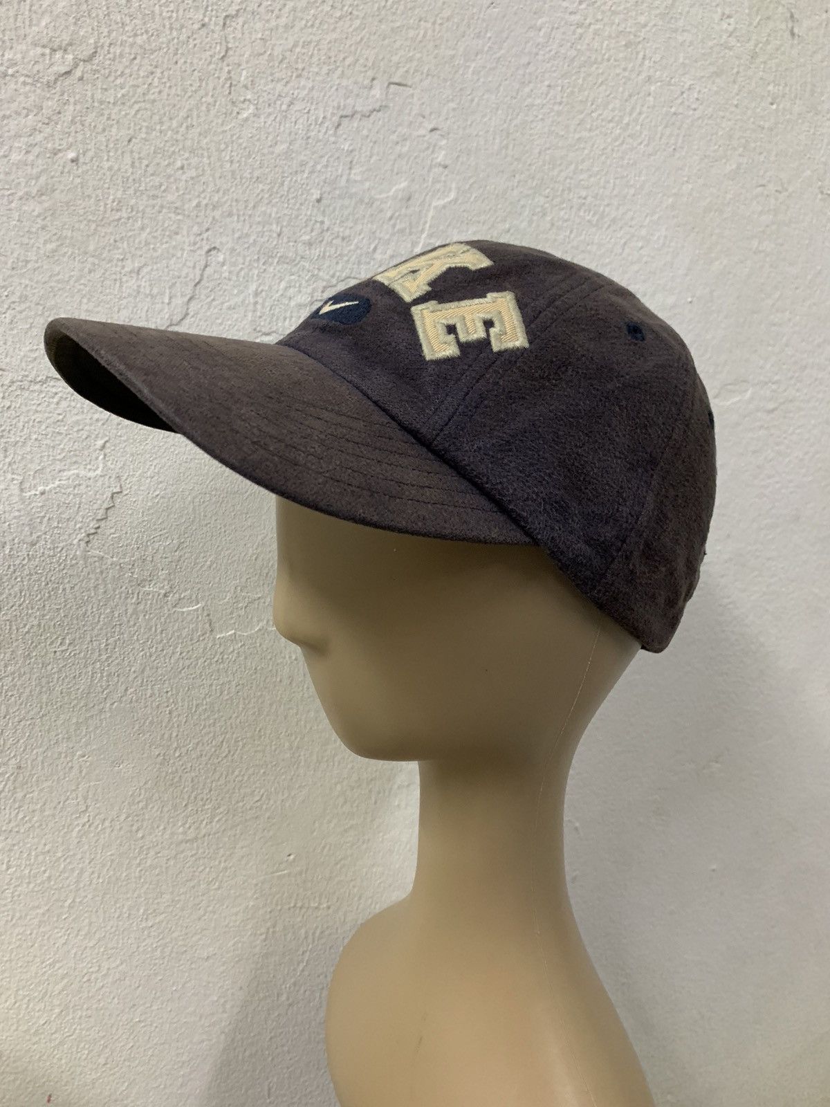 Nike × Vintage Vintage Nike Pro Classics Embroidered Swoosh Leather Strap Size ONE SIZE - 2 Thumbnail