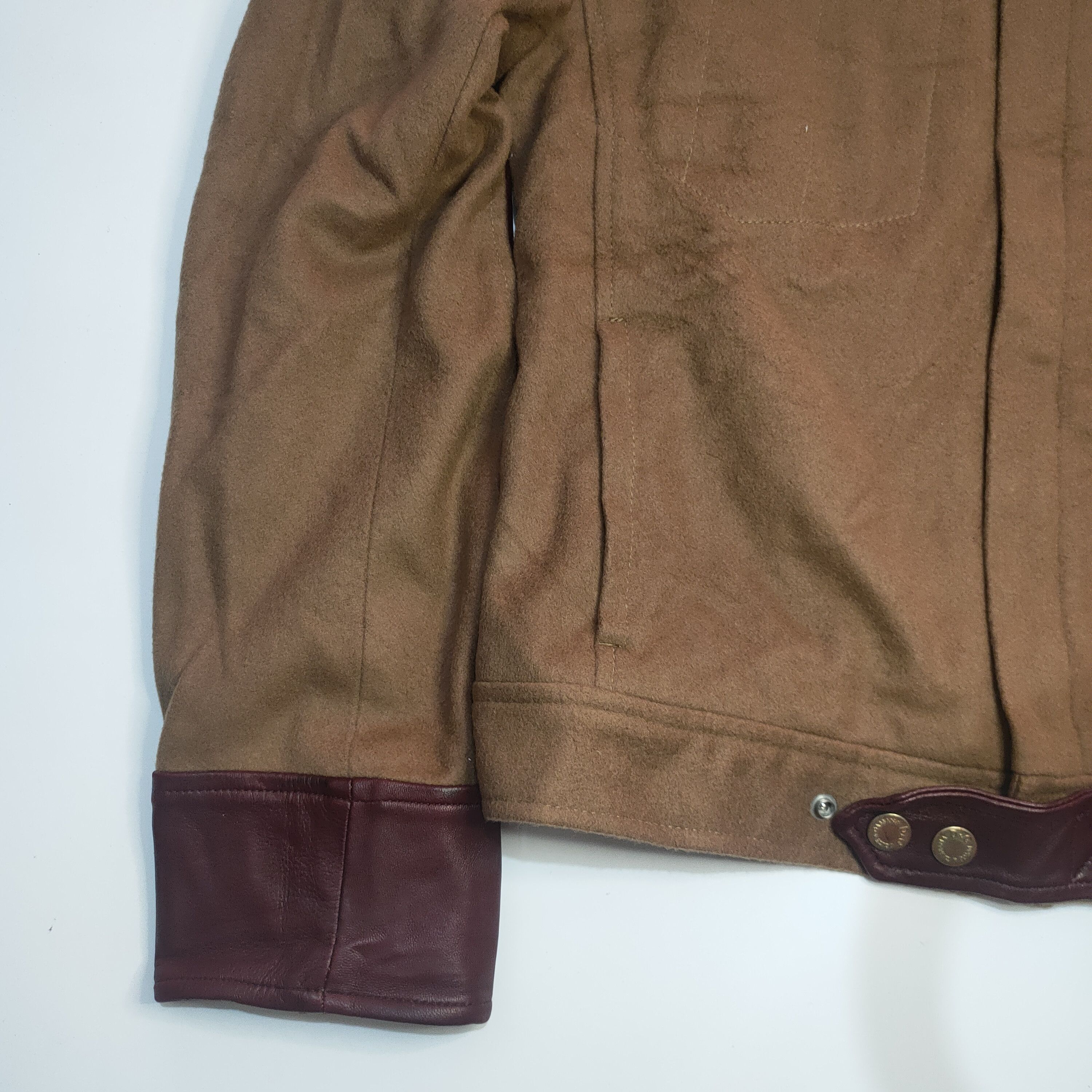 Dolce & Gabbana Dolce & Gabbana jacket combines canvas and leather accents. Size US S / EU 44-46 / 1 - 4 Thumbnail