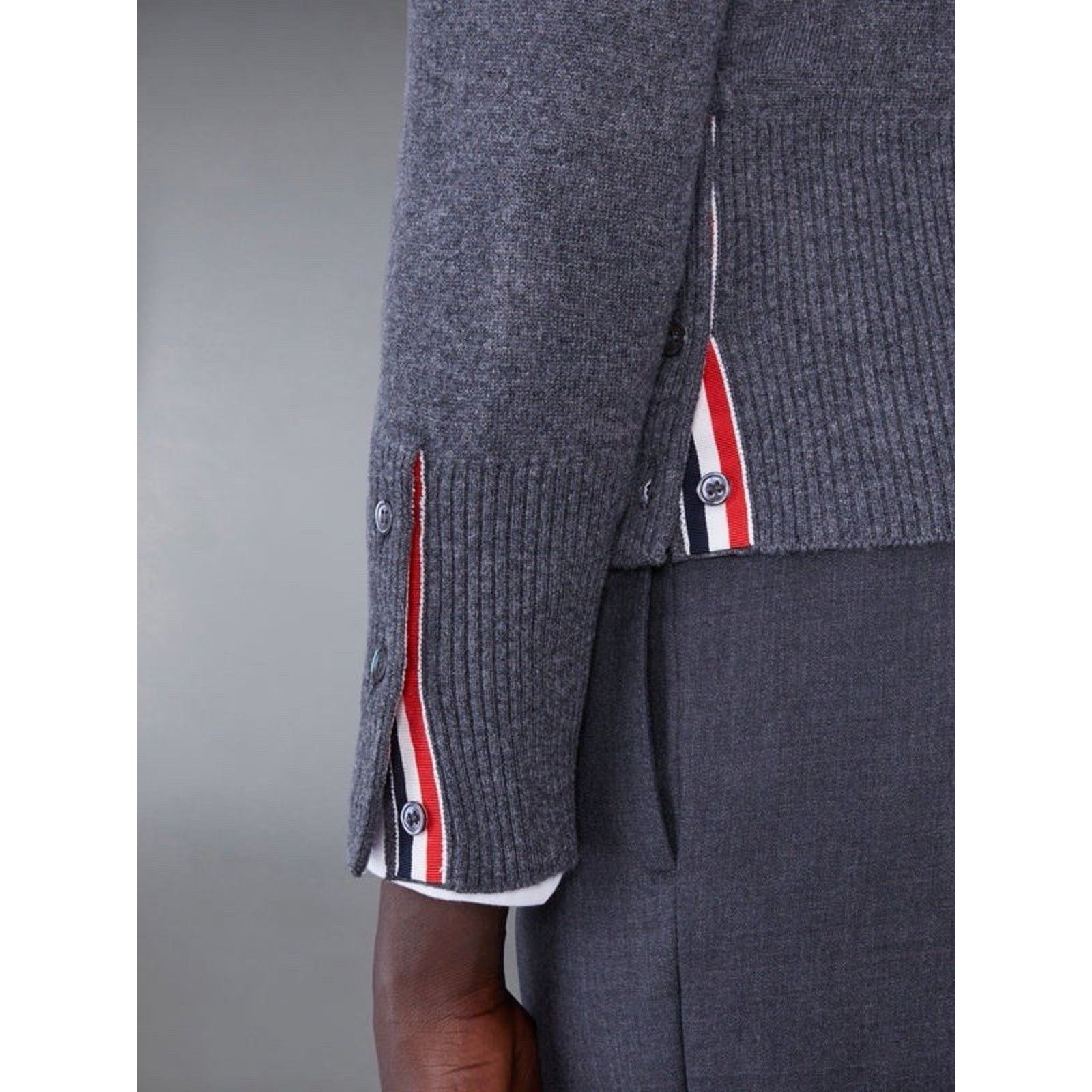Thom Browne NWT $1700 Thom Browne Cashmere Turtleneck Made in Scotland. Size US XXL / EU 58 / 5 - 7 Thumbnail