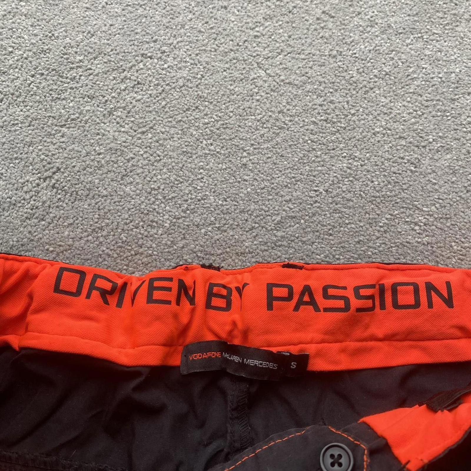 Malcolm McLaren McLaren Mercedes Utility Technical Cargo Shorts Size US 30 / EU 46 - 4 Thumbnail