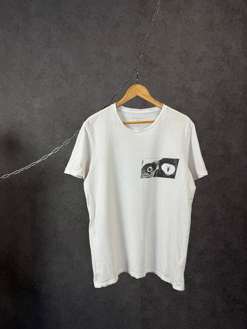 Allsaints Allsaints designer logo tee Size US L / EU 52-54 / 3 - 1 Thumbnail