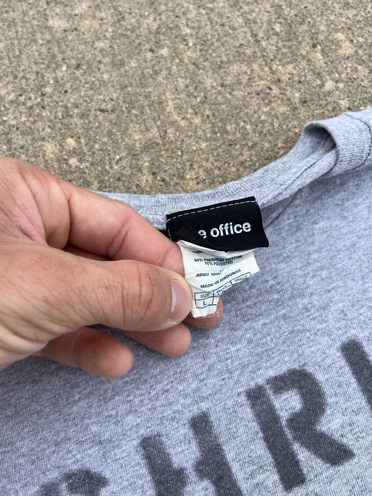 Vintage Vintage Y2K The Office “Schrute Farms Beets” T-Shirt Size US L / EU 52-54 / 3 - 8 Thumbnail