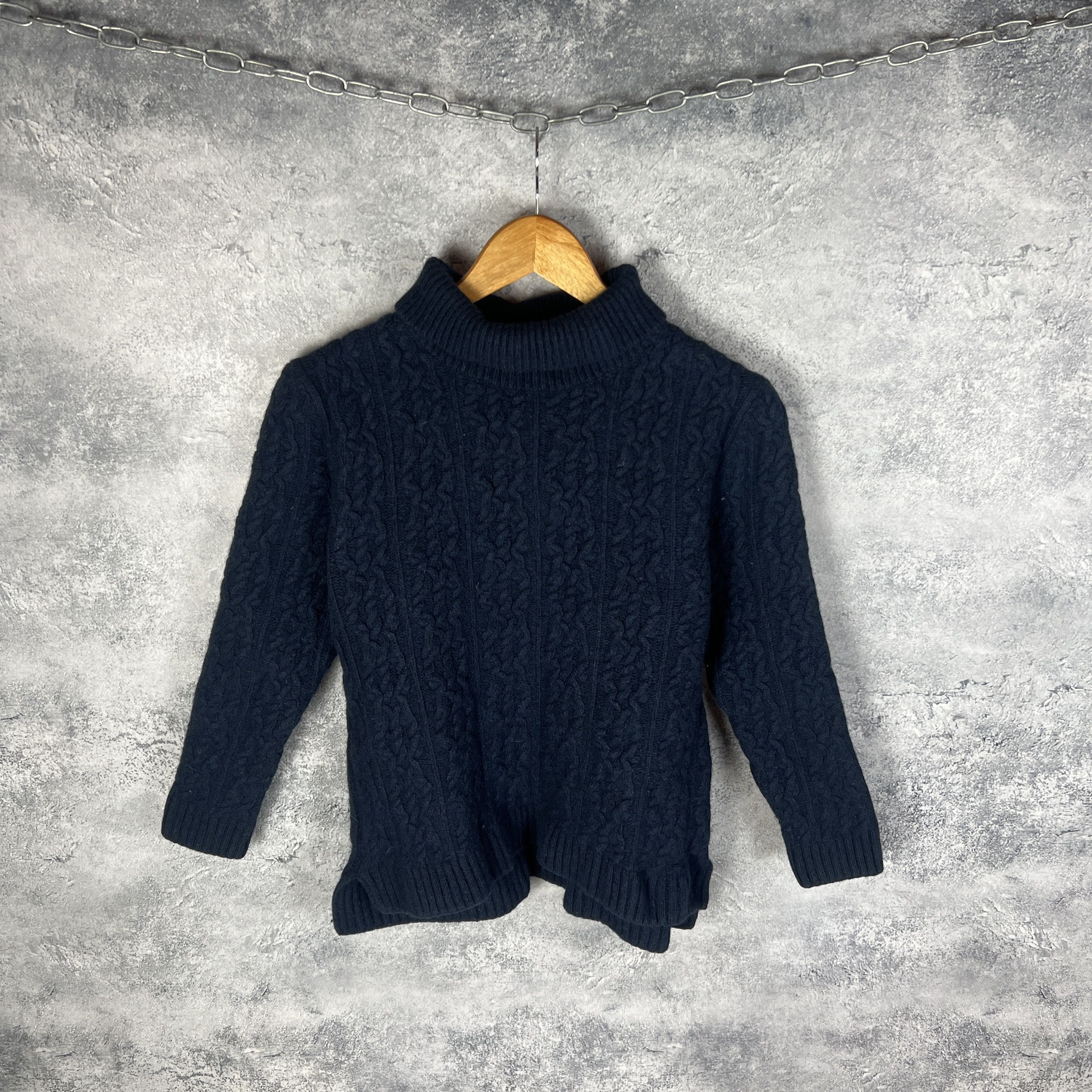 Barbour Barbour Women's Sweater Size 10 Blue Long Sleeve Size L / US 10 / IT 46 - 1 Thumbnail