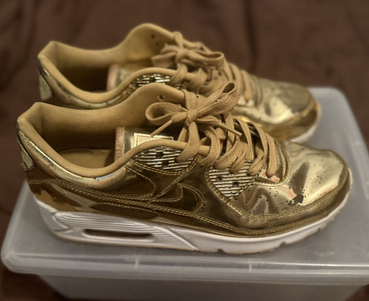 Nike Nike Air Max 90 Metallic Liquid Gold Size US 10 / EU 43 - 15 Thumbnail