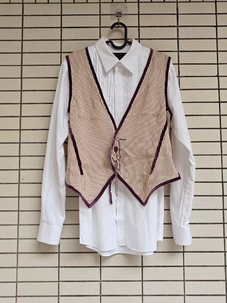 Number (N)ine Number (N)ine09aw silk court vest 2503-Nextarrow Size US L / EU 52-54 / 3 - 2 Thumbnail