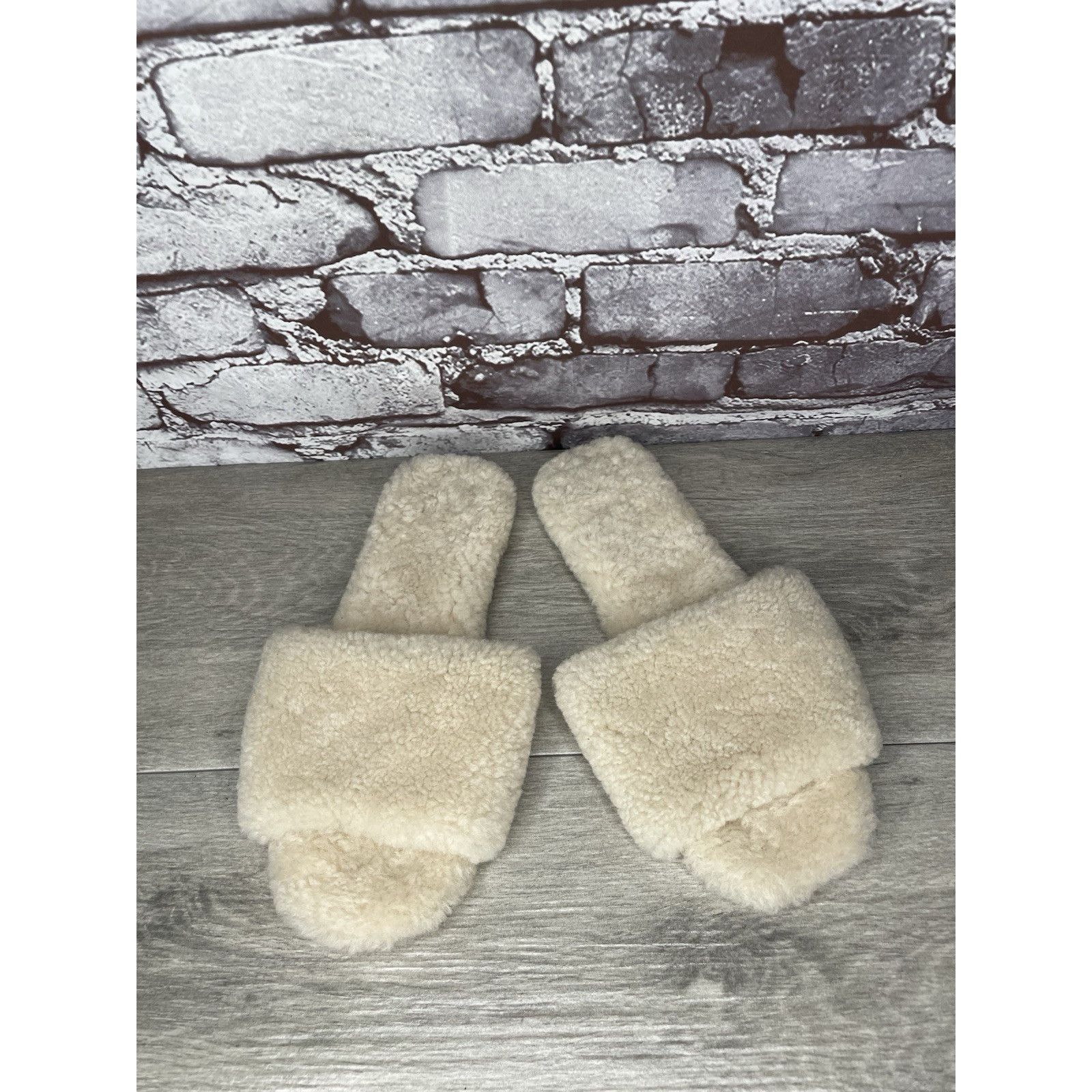 Other Raye Sherp Ivory Cream Faux Fur Slippers Open Toe Sandals Wo Size US 7 / IT 37 - 6 Thumbnail