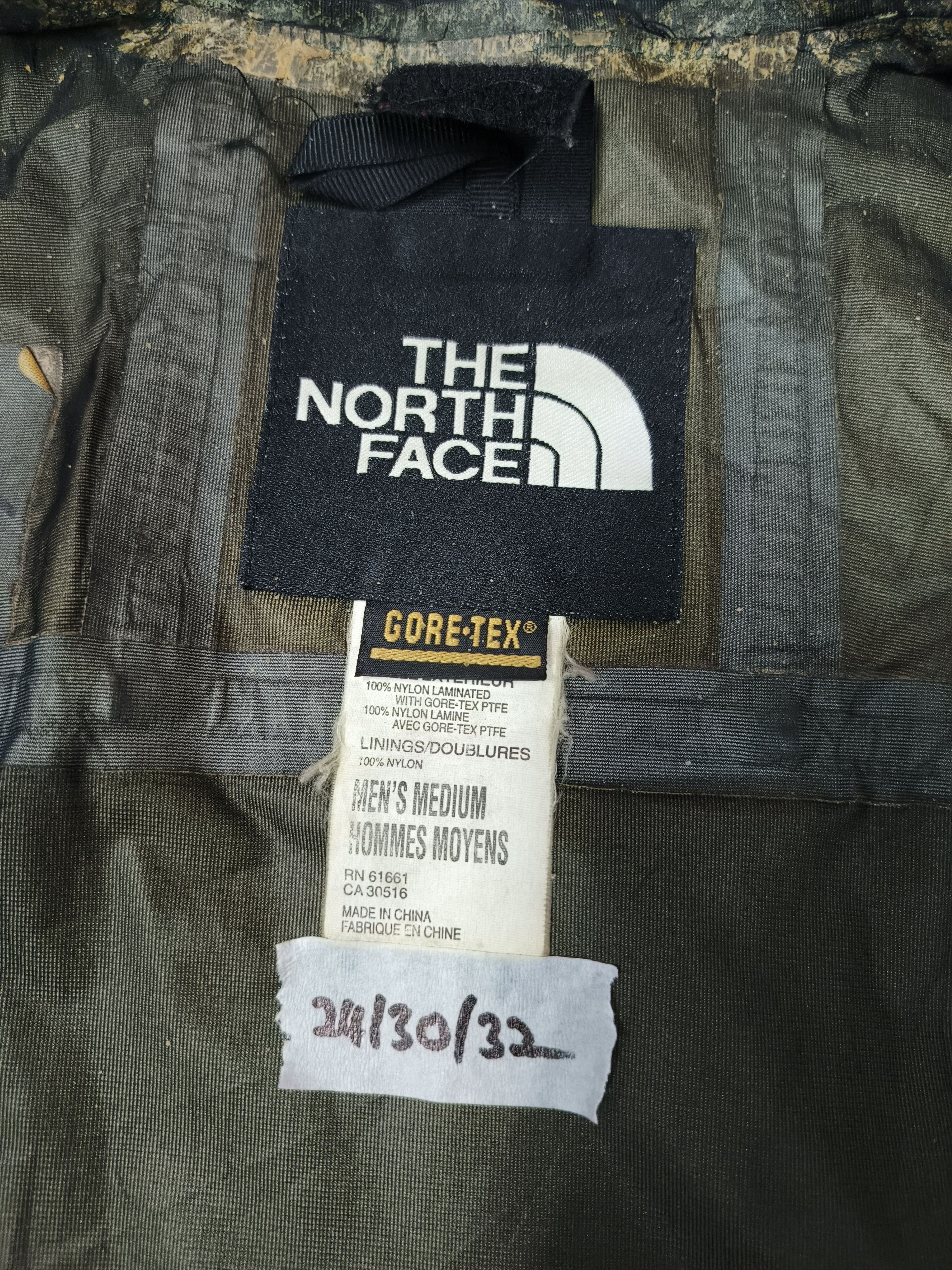 The North Face The North Face Vintage 90's Mountain Light Jacket Hood Size US M / EU 48-50 / 2 - 11 Thumbnail