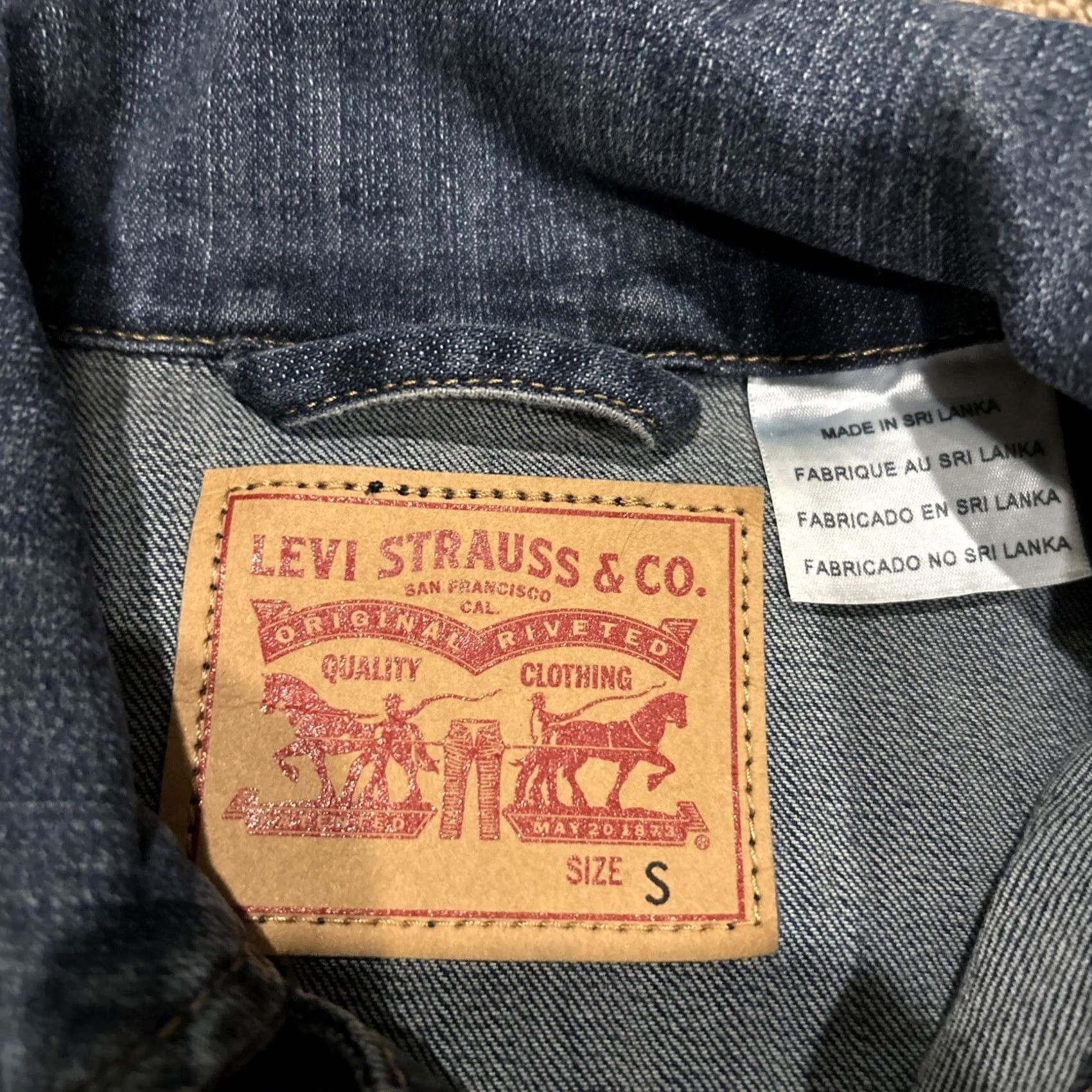 Levi's Levi's Women’s S Blue Cotton Denim Jacket - Button Short Coat, Casual, Pockets, Vintage No, Regular, - Womens Size 28" / US 6 / IT 42 - 2 Thumbnail