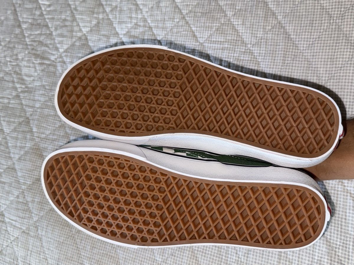 Vans Vans Classic Slip On ‘ Checkerboard Scarab green/white ’ Size US 9.5 / EU 42-43 - 5 Thumbnail