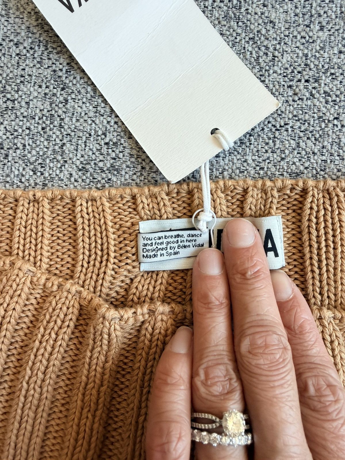 Other Mundaka tan knit sweater cropped tube top M nwt Size M / US 6-8 / IT 42-44 - 4 Thumbnail