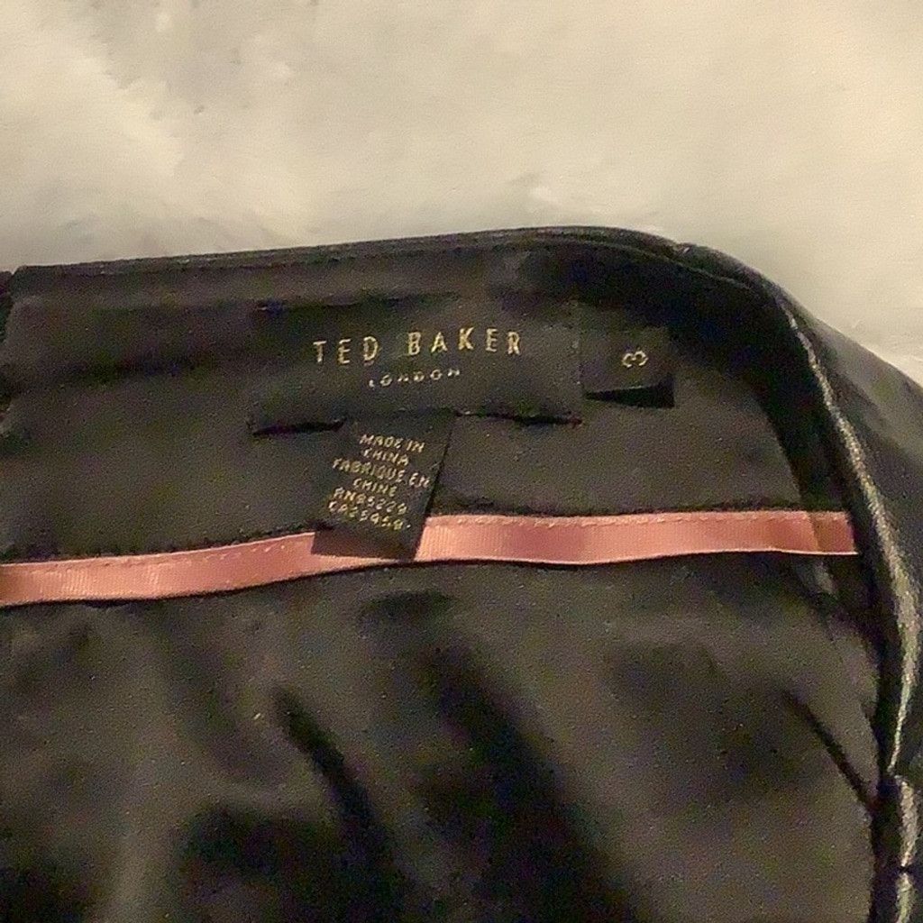 Ted Baker Ted Baker black short leather look skirt Size 8 Size 27" / US 4 / IT 40 - 5 Thumbnail