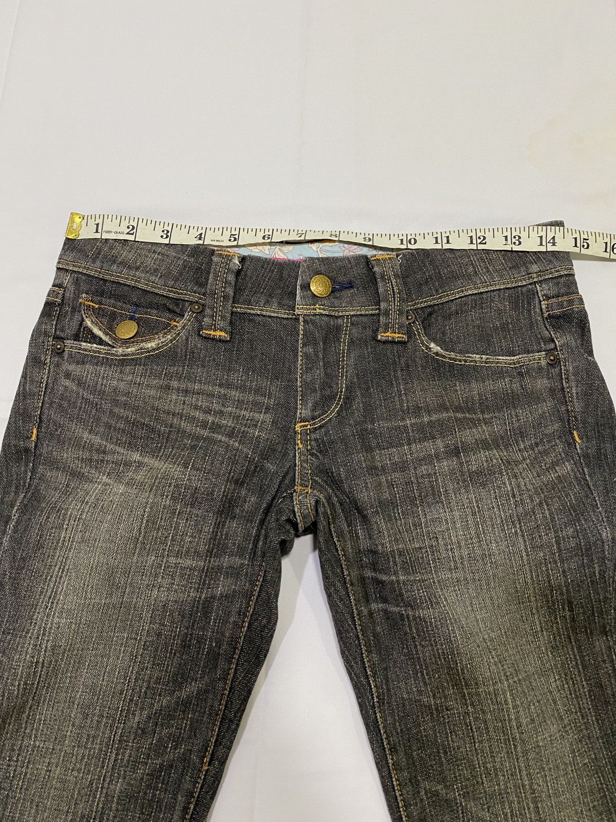 Uniqlo Tornado mart X uniglo flare jeans Size US 29 - 13 Thumbnail