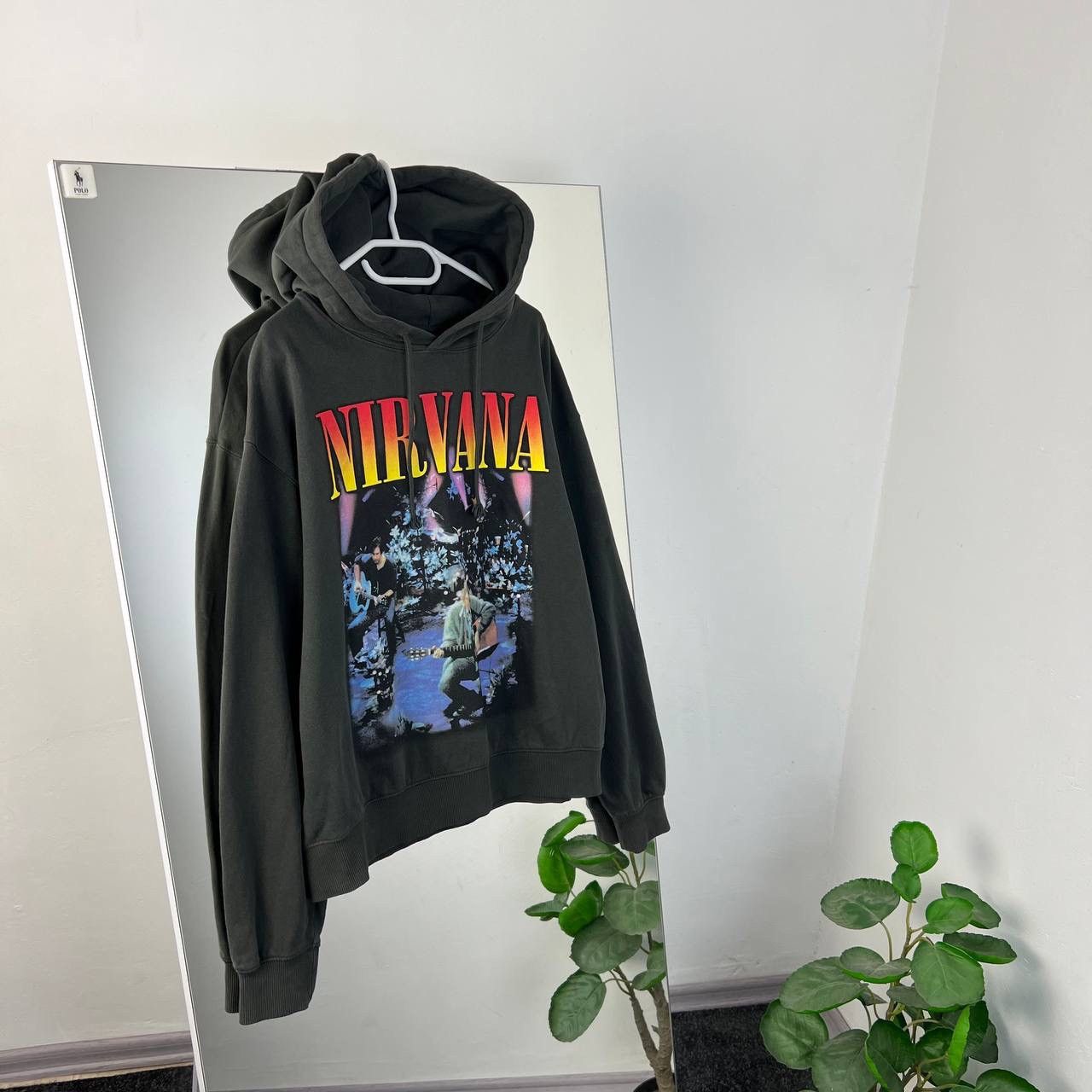 Nirvana Vintage Nirvana Big Logo Rock Band Hoodie Size US M / EU 48-50 / 2 - 1 Thumbnail